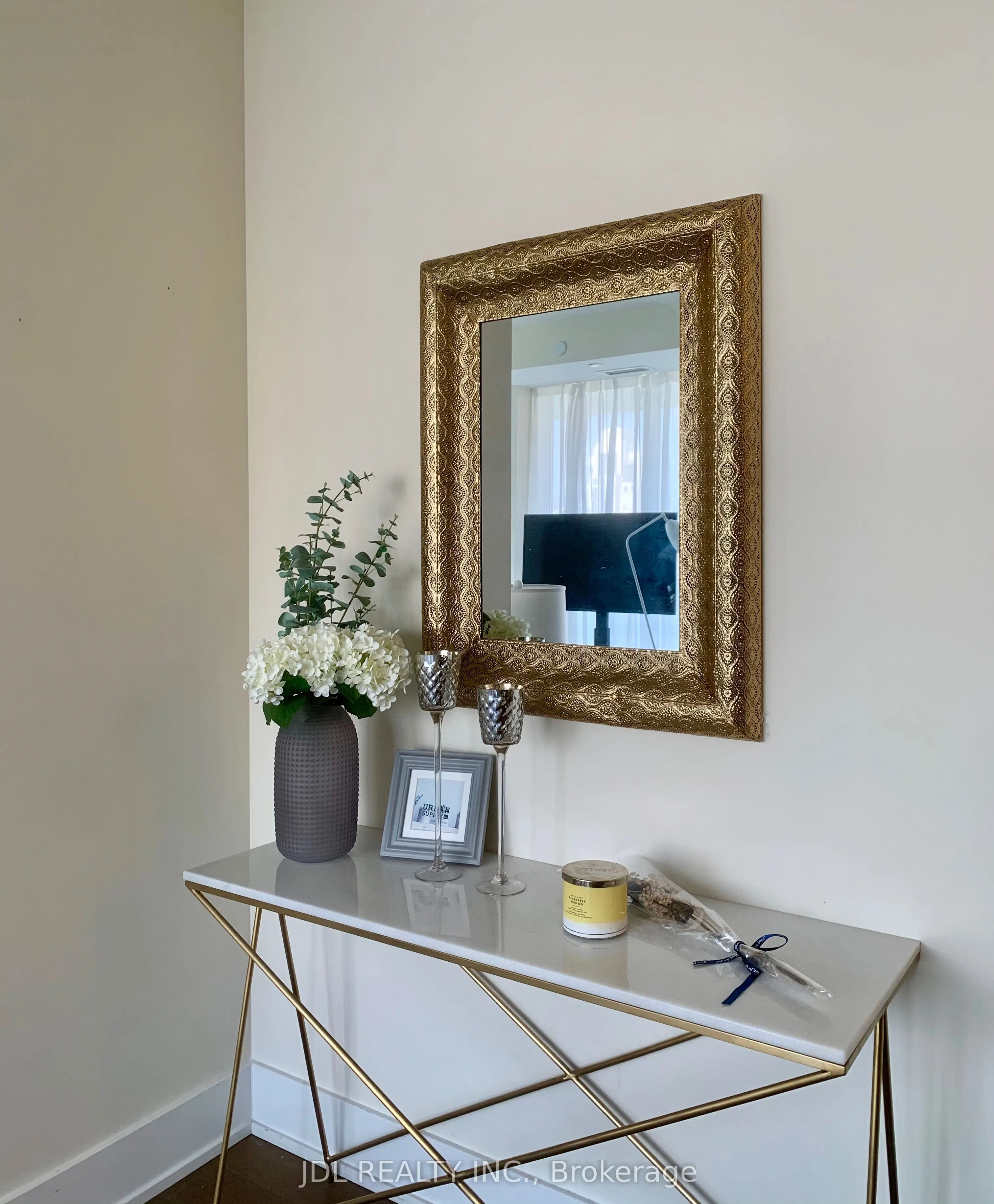 200 Bloor Street W, #2204