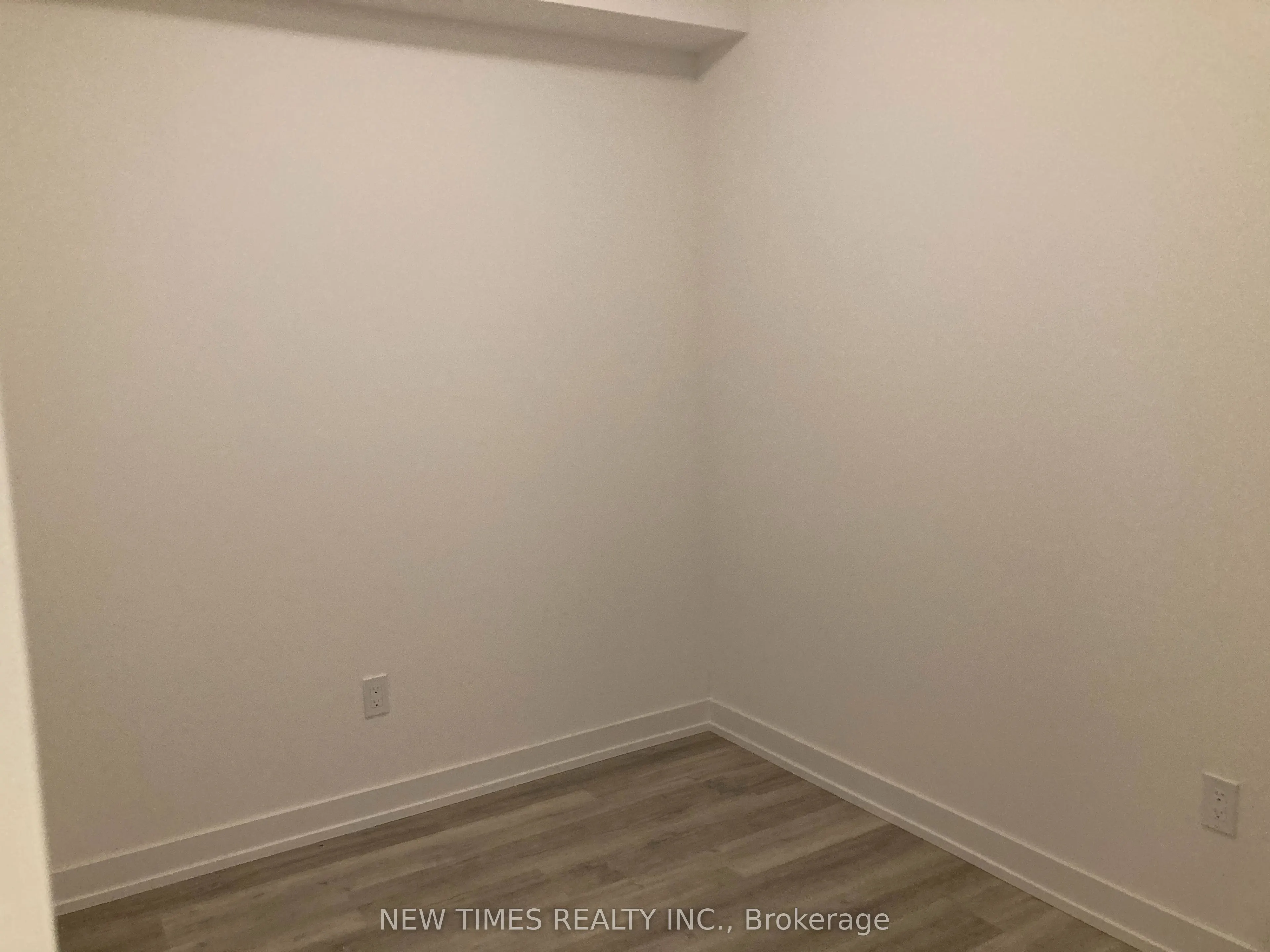 425 Front St E Avenue, #815