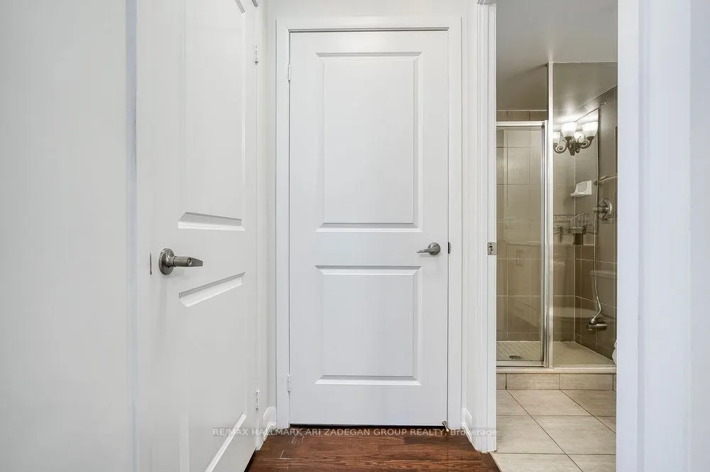 5791 Yonge Street, #1602