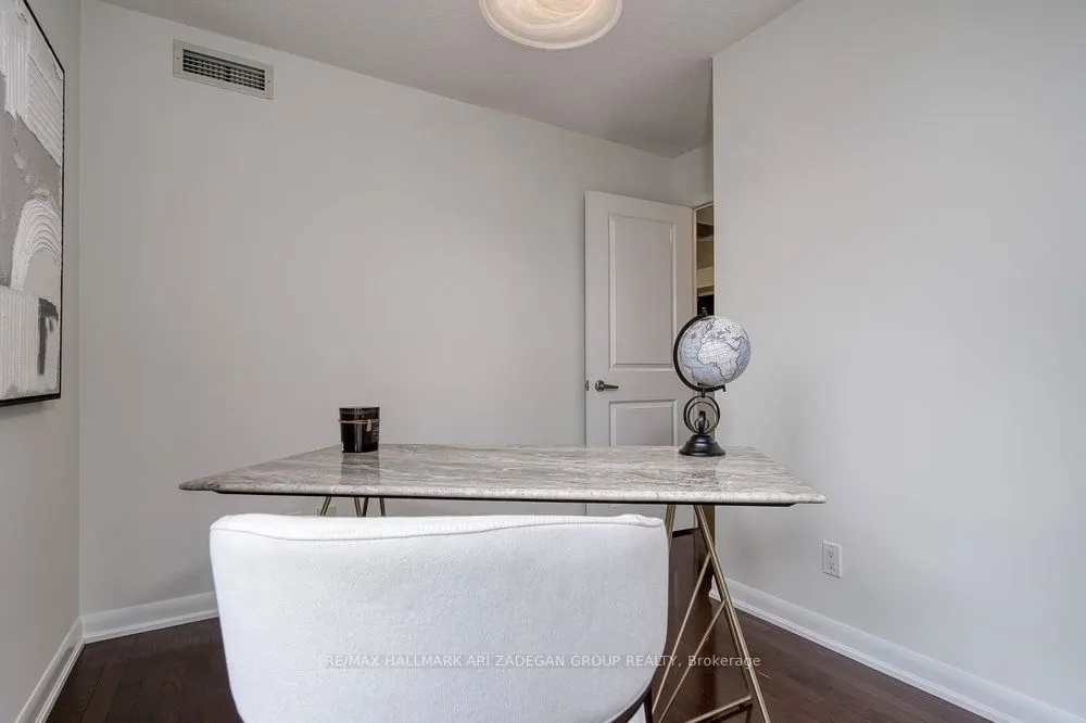 5791 Yonge Street, #1602