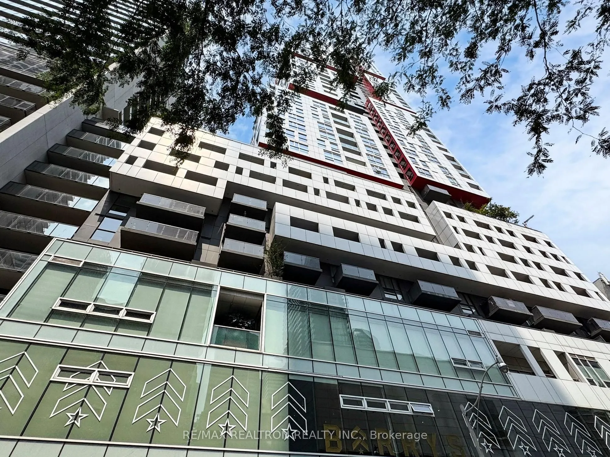 318 Richmond Street W, #2201