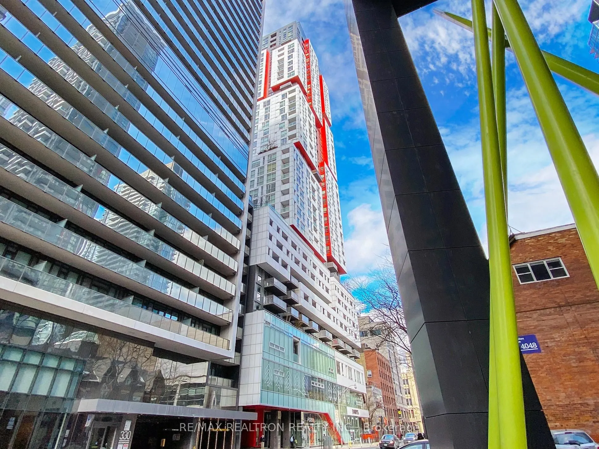 318 Richmond Street W, #2201