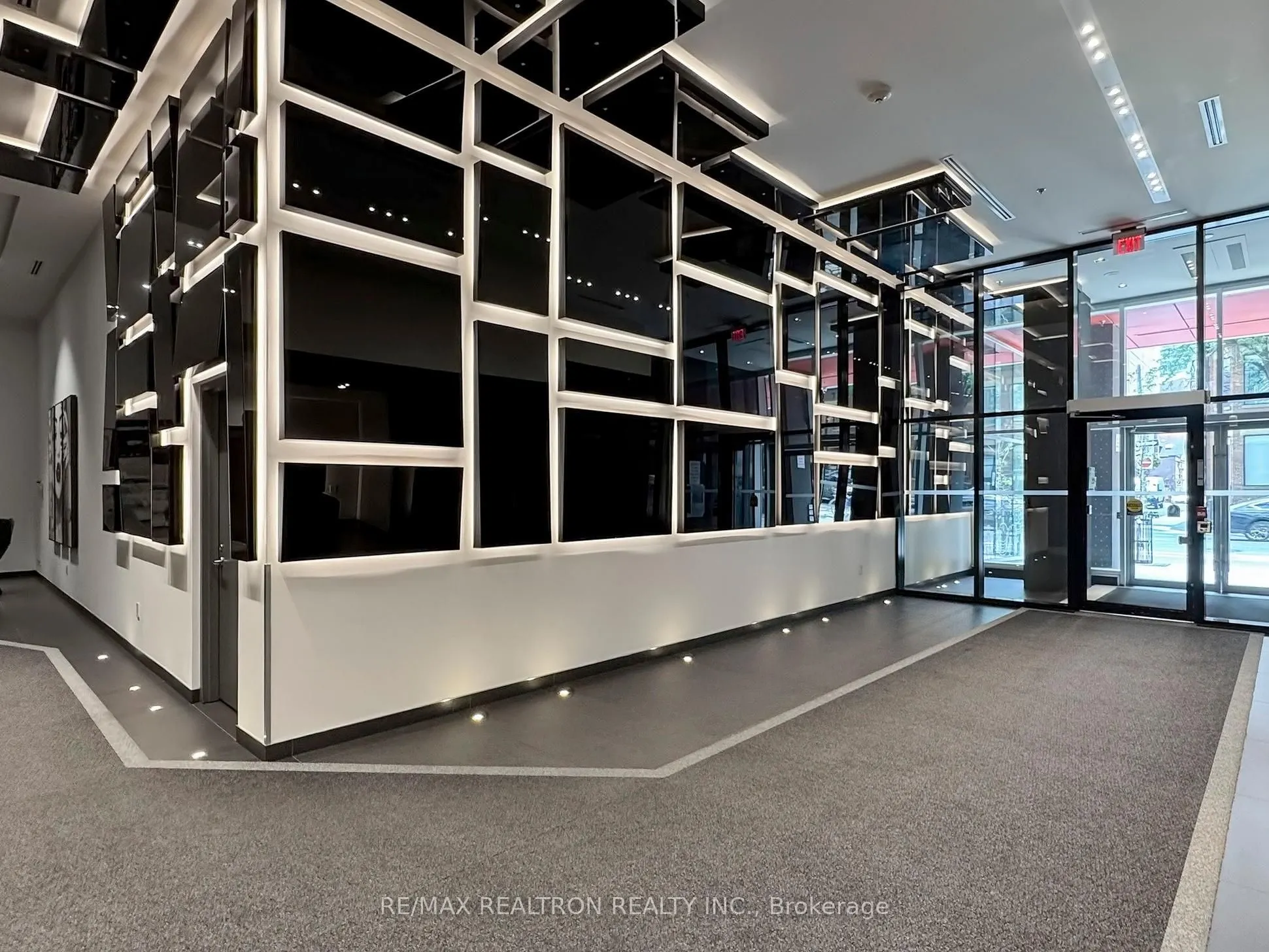 318 Richmond Street W, #2201