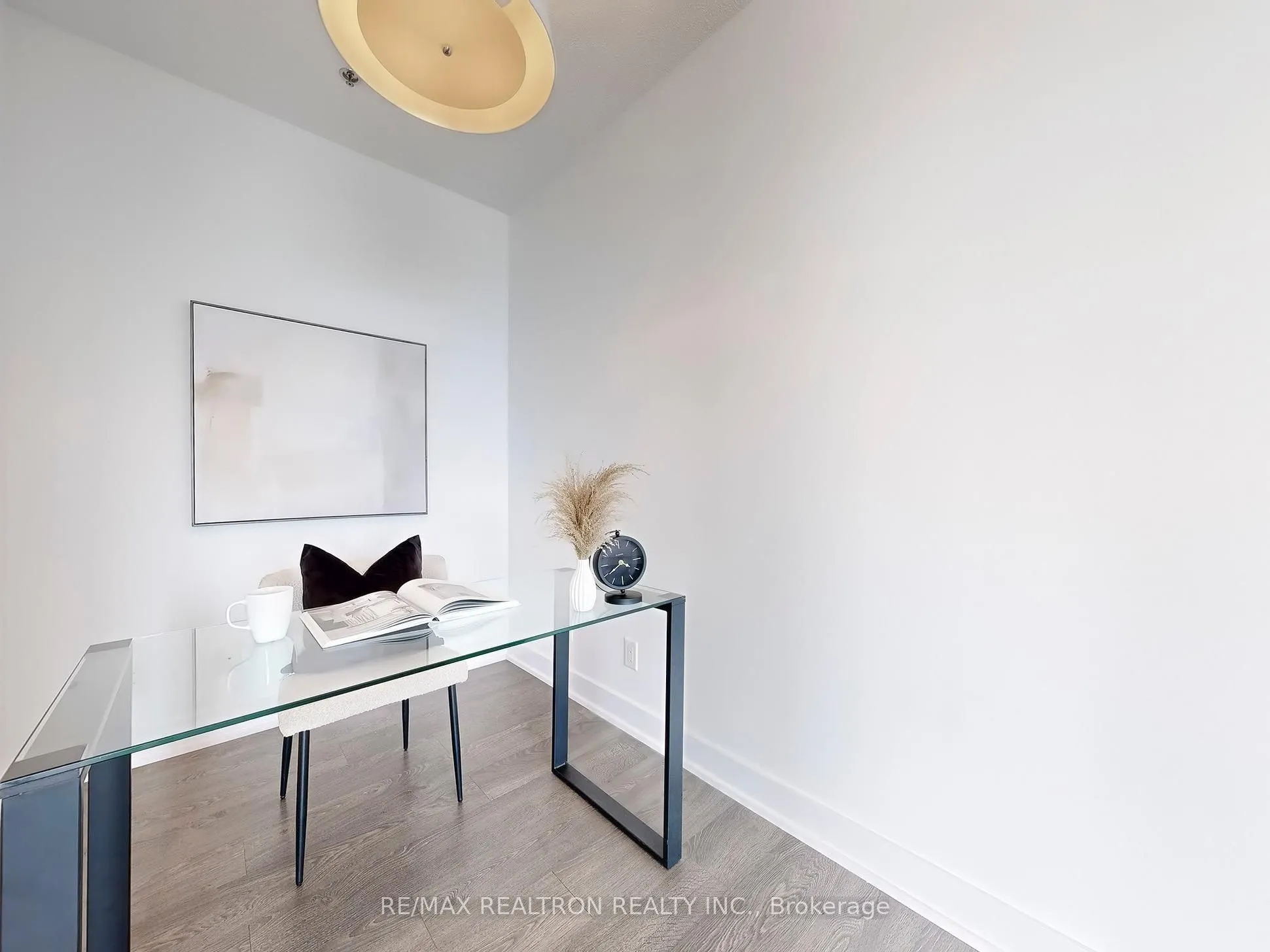 318 Richmond Street W, #2201