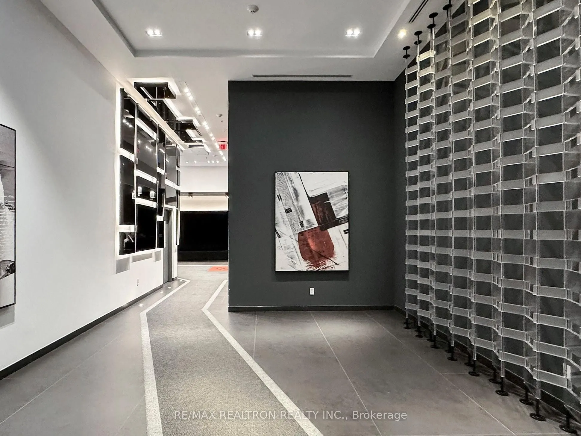 318 Richmond Street W, #2201