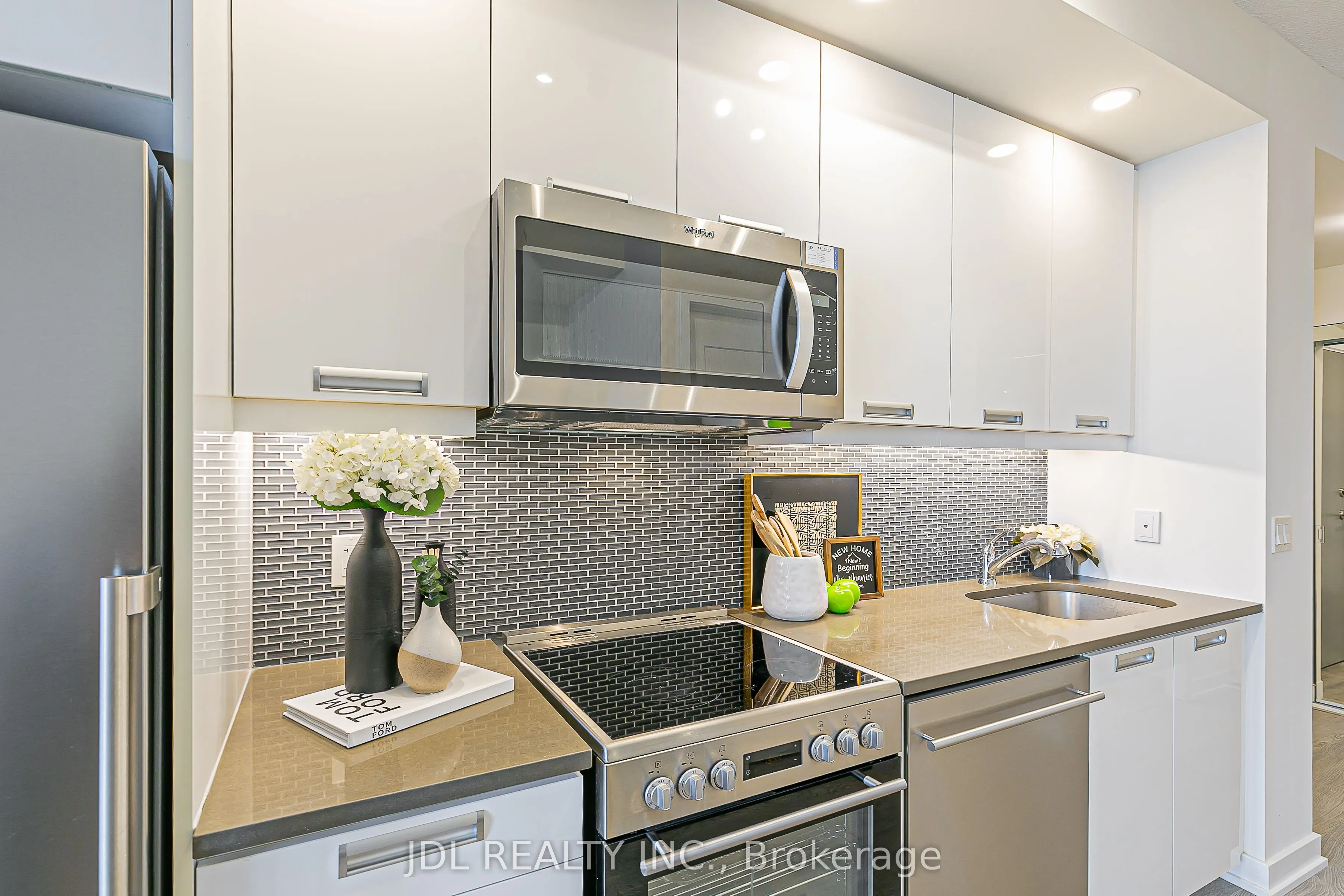 99 John Street, #3006