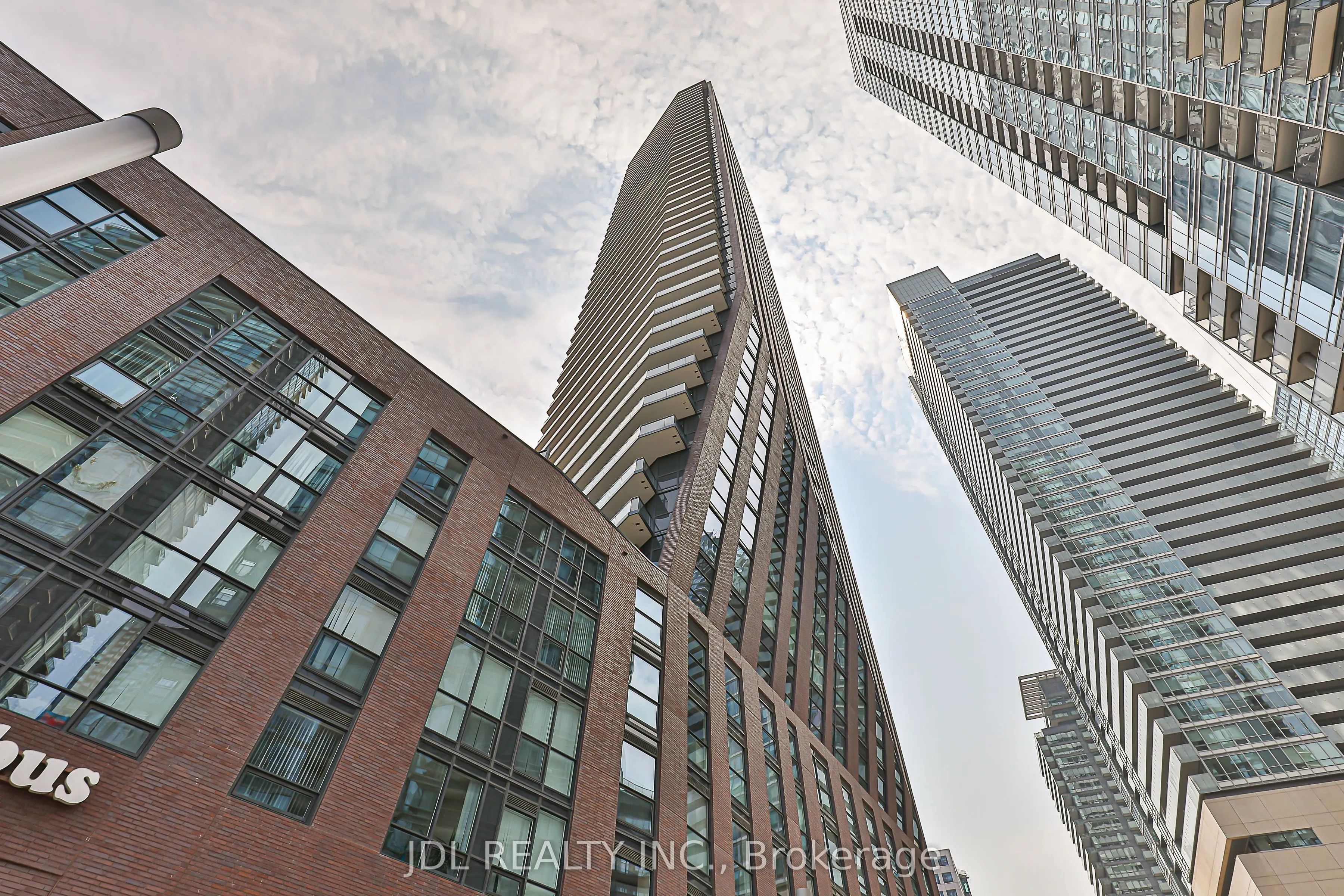 99 John Street, #3006