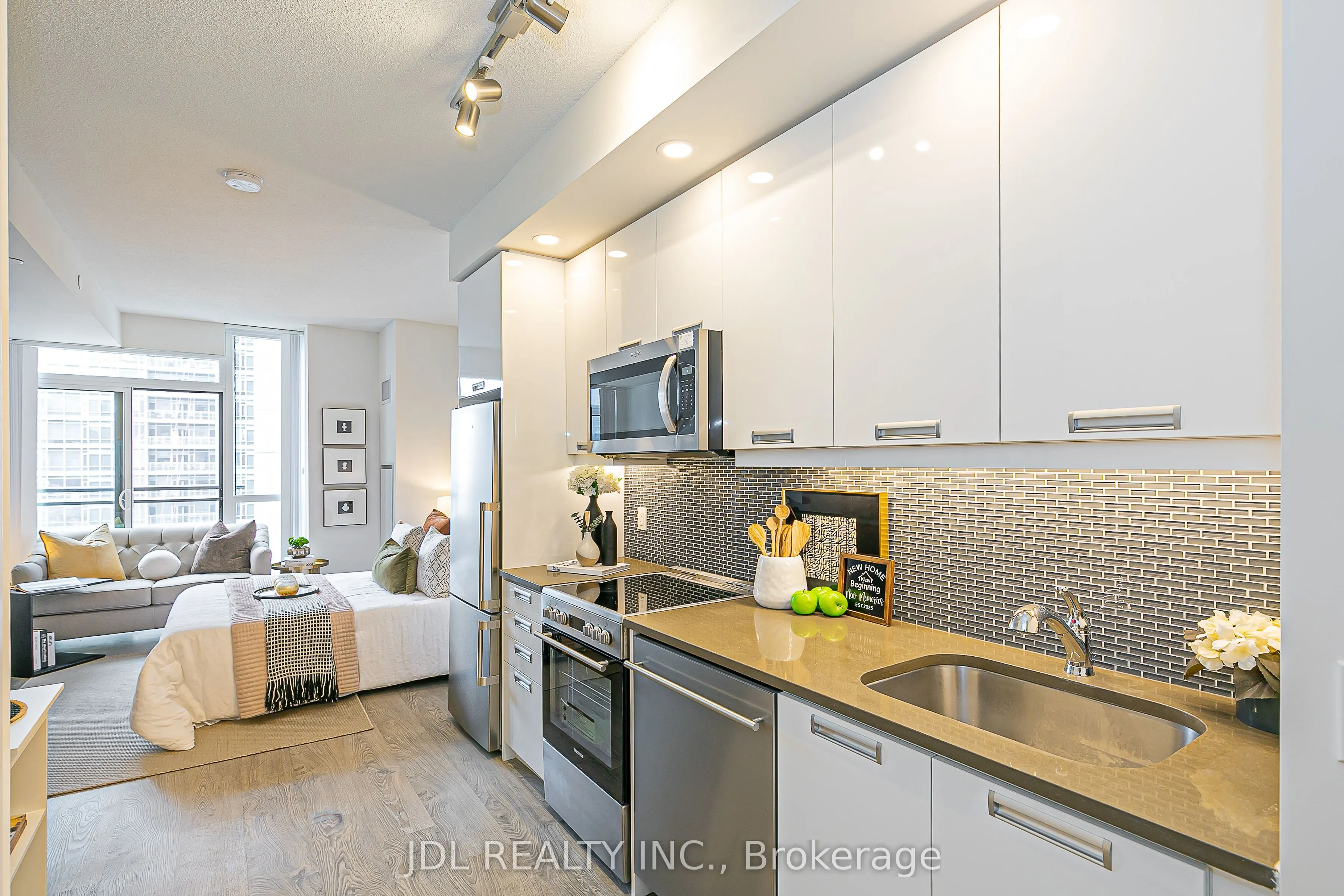 99 John Street, #3006