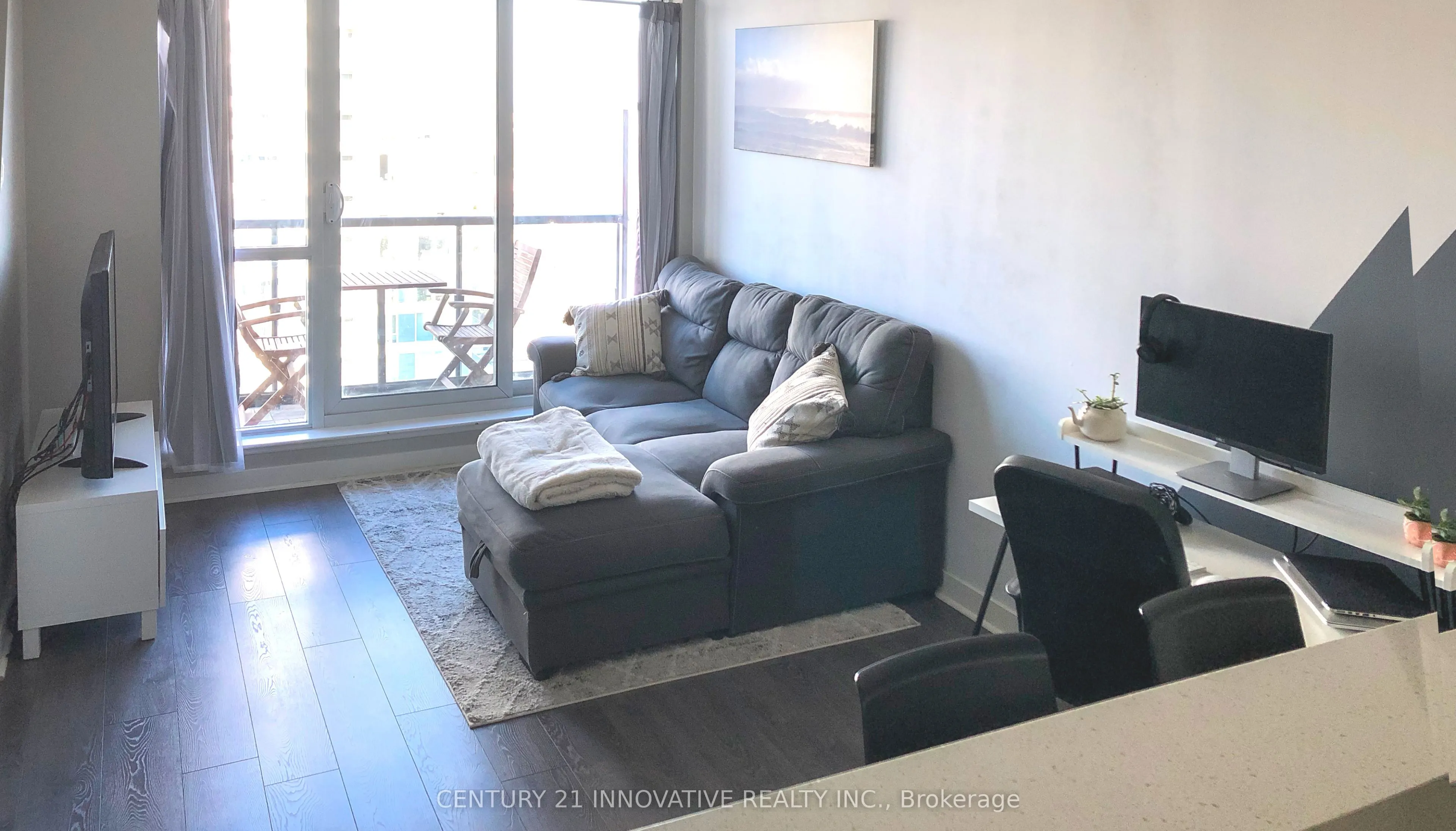 170 Sumach Street, #1913