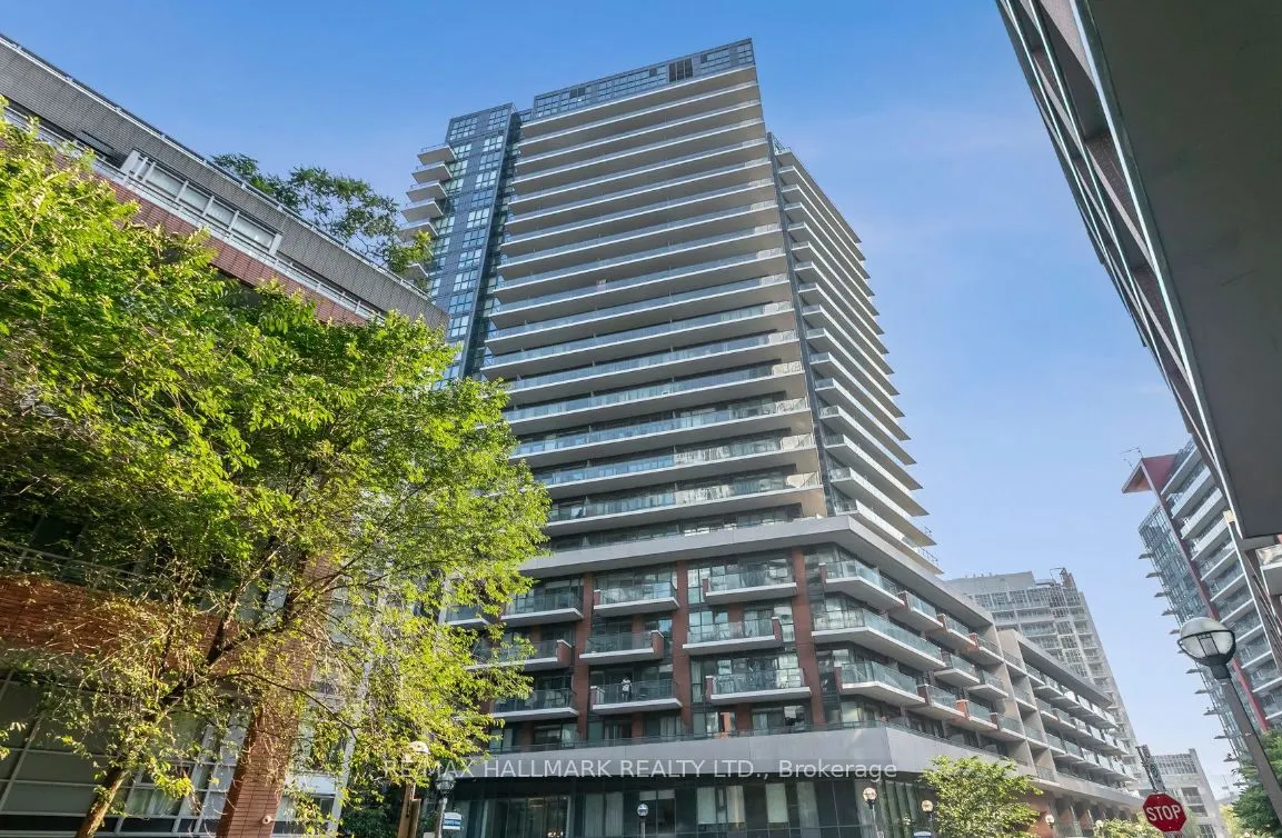 38 Iannuzzi Street, #803