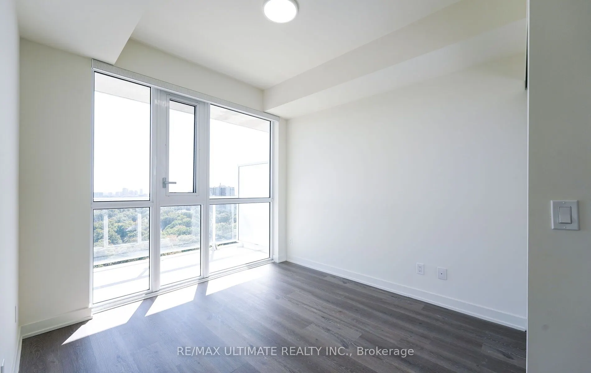 10 Deerlick Court, #1710