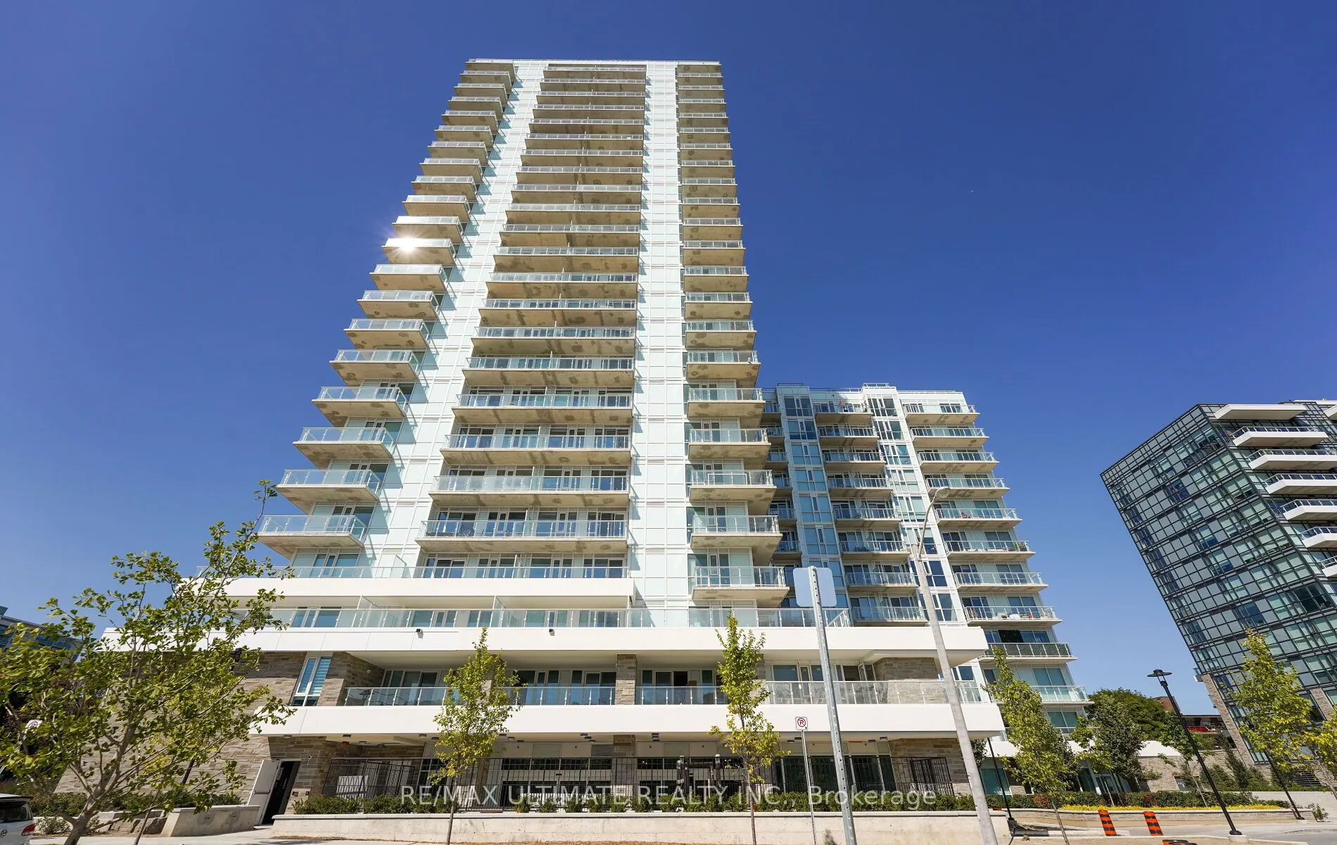 10 Deerlick Court, #1710