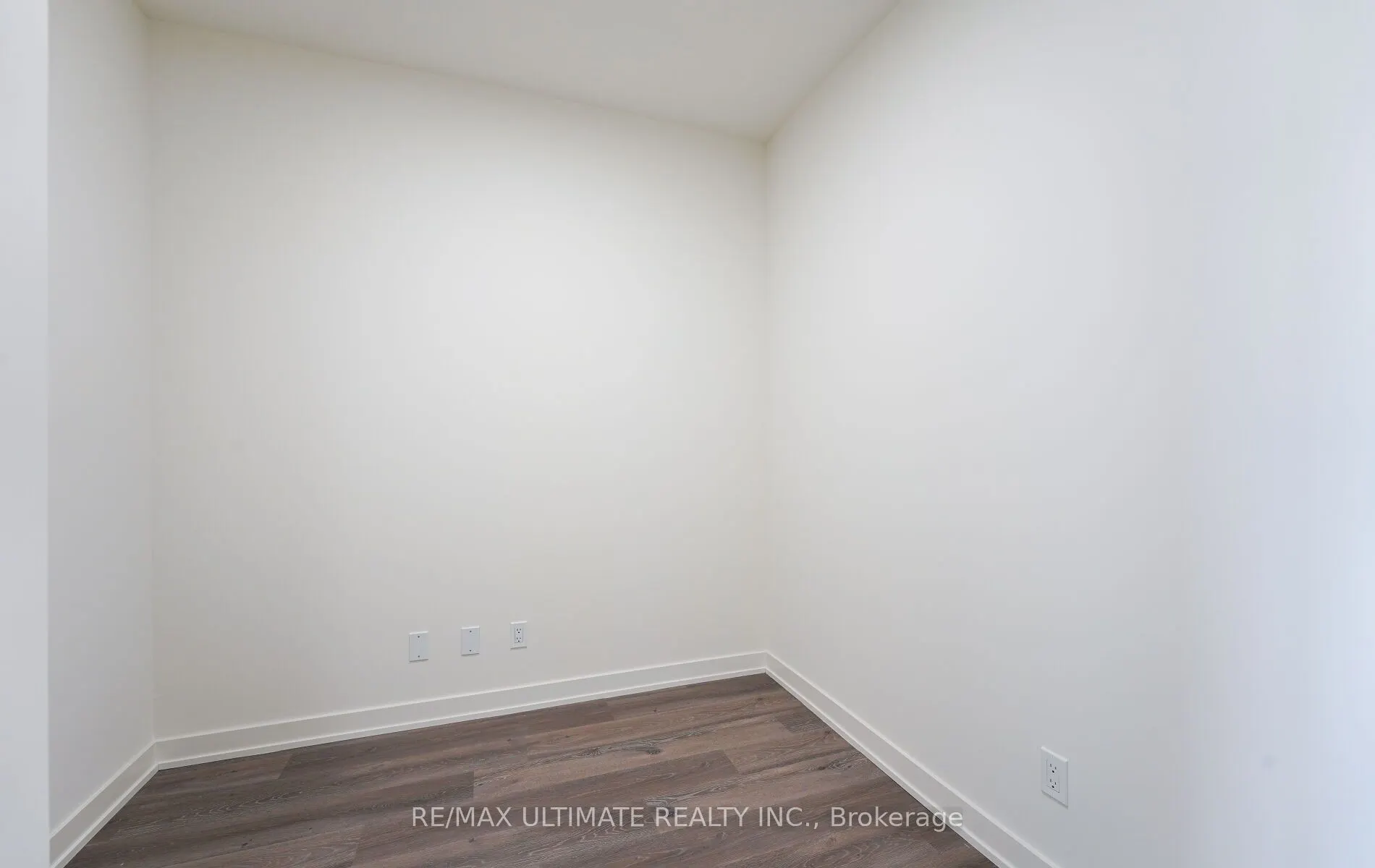 10 Deerlick Court, #1710