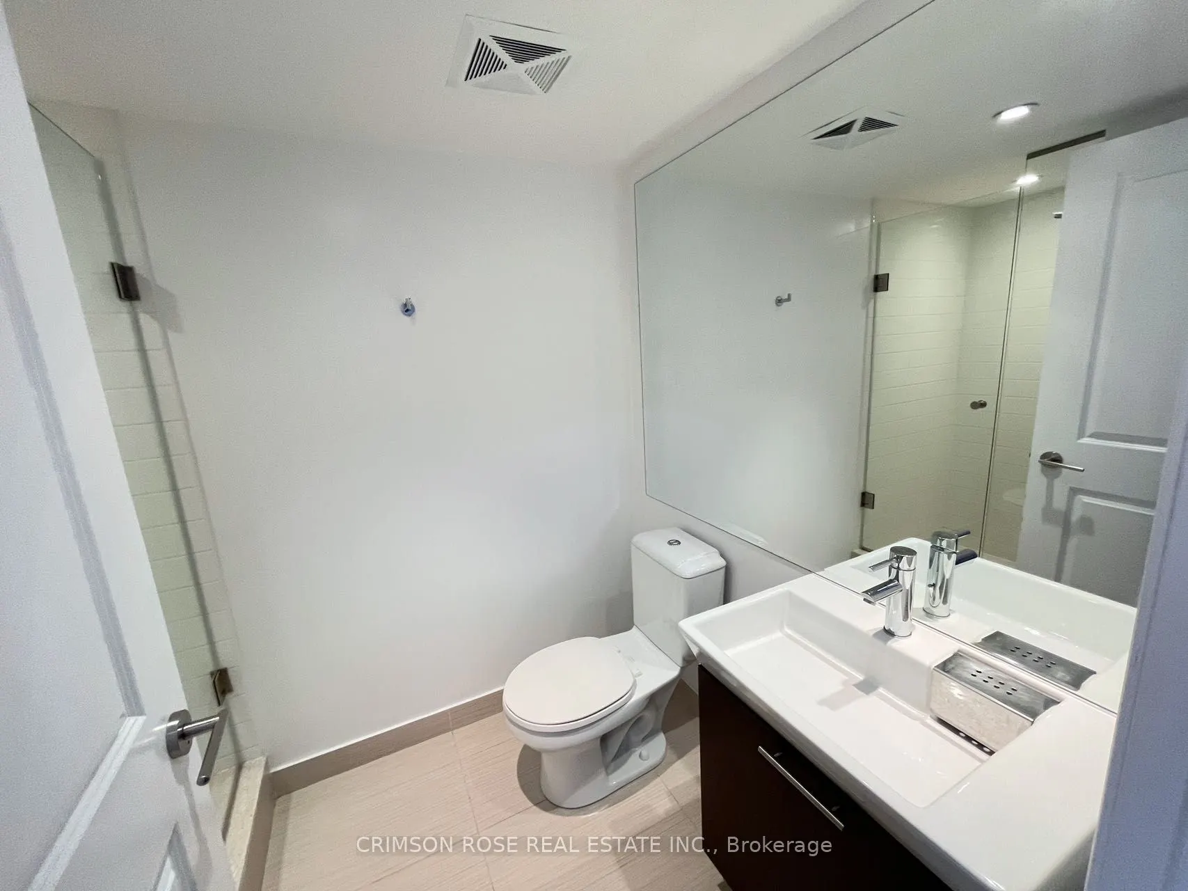 386 Yonge Street, #3003
