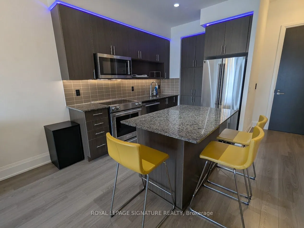 18 Graydon Hall Drive, #Ph4