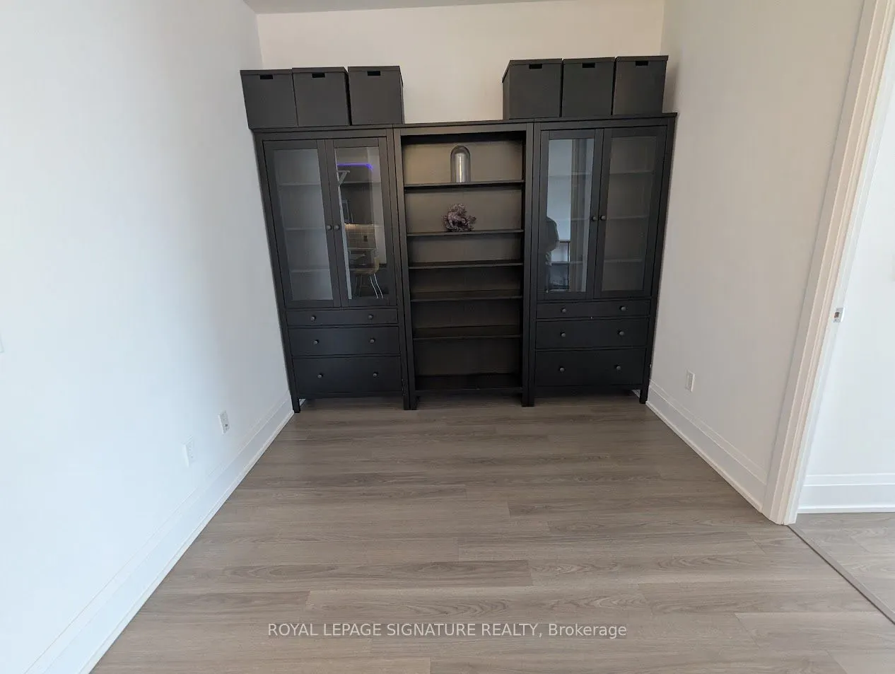 18 Graydon Hall Drive, #Ph4