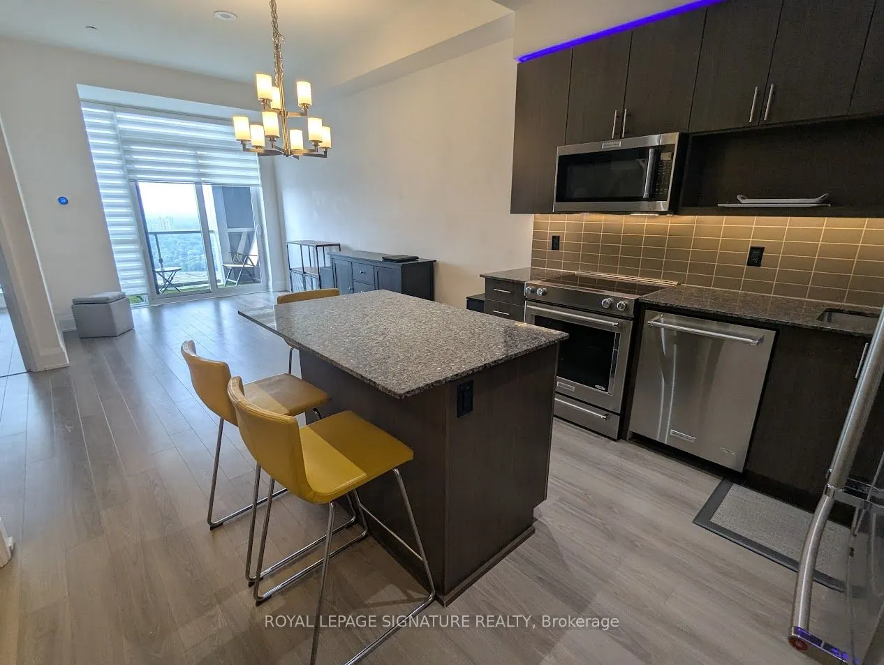 18 Graydon Hall Drive, #Ph4