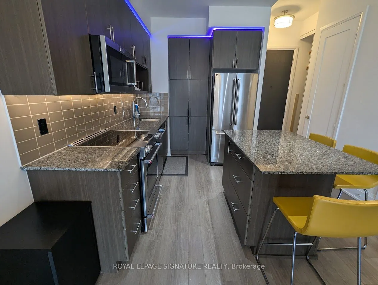 18 Graydon Hall Drive, #Ph4