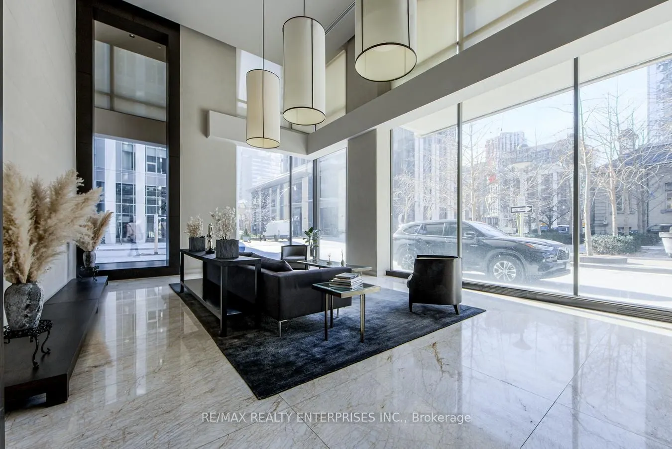 18 Yorkville Avenue, #315