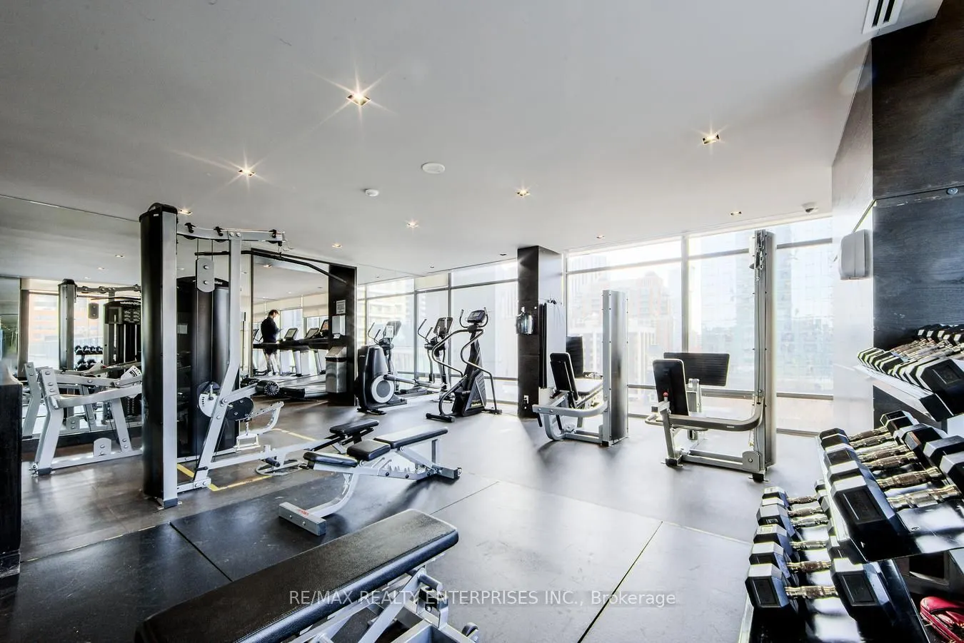 18 Yorkville Avenue, #315