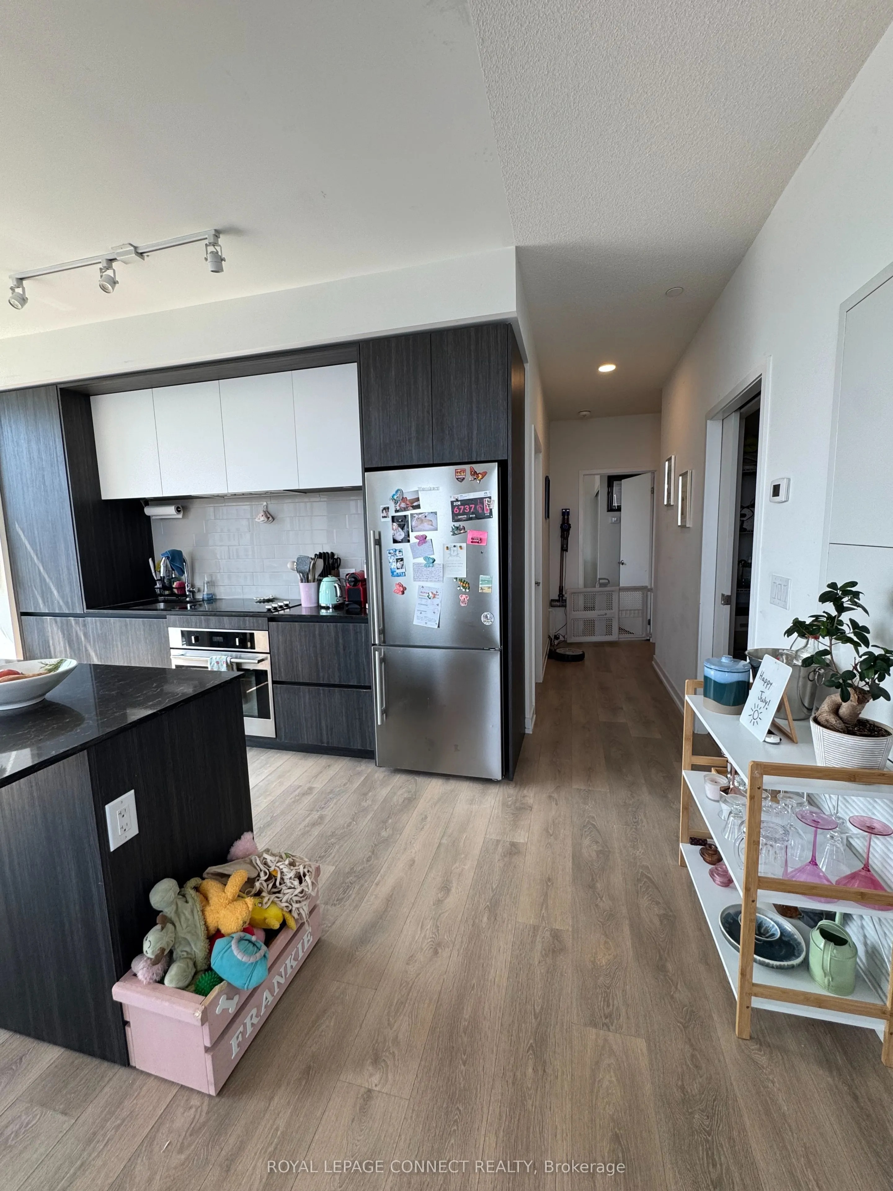 225 SUMACH Street, #2005