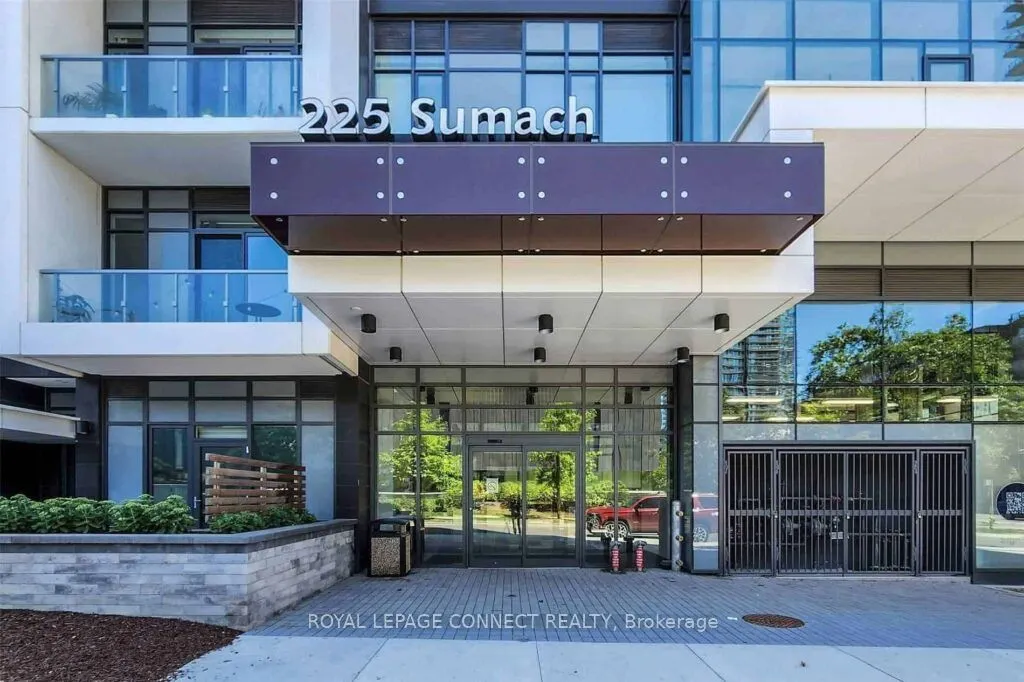 225 SUMACH Street, #2005