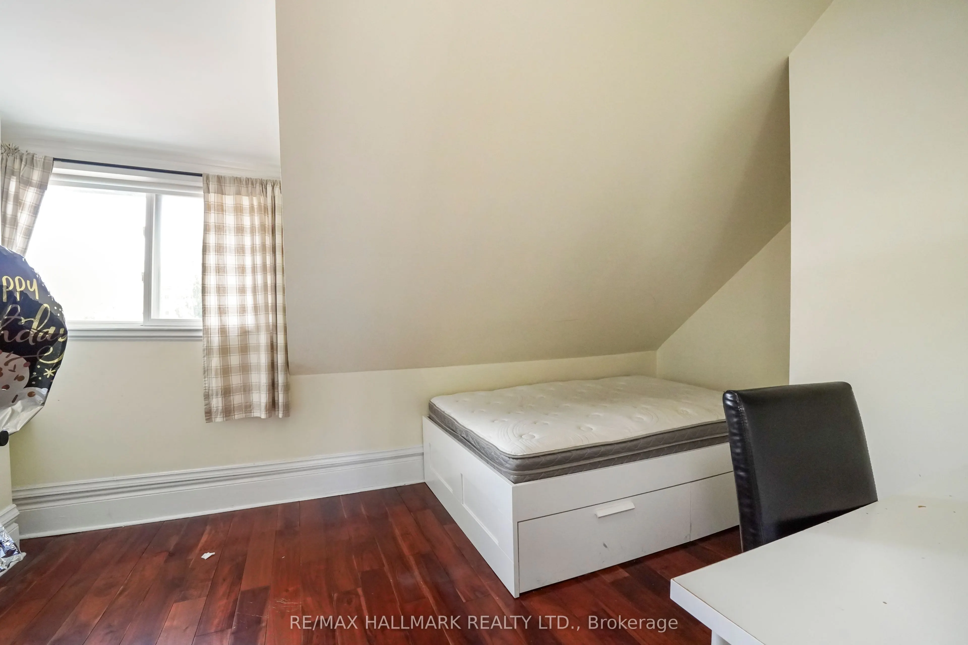 702 Bathurst Street, #Unit 2