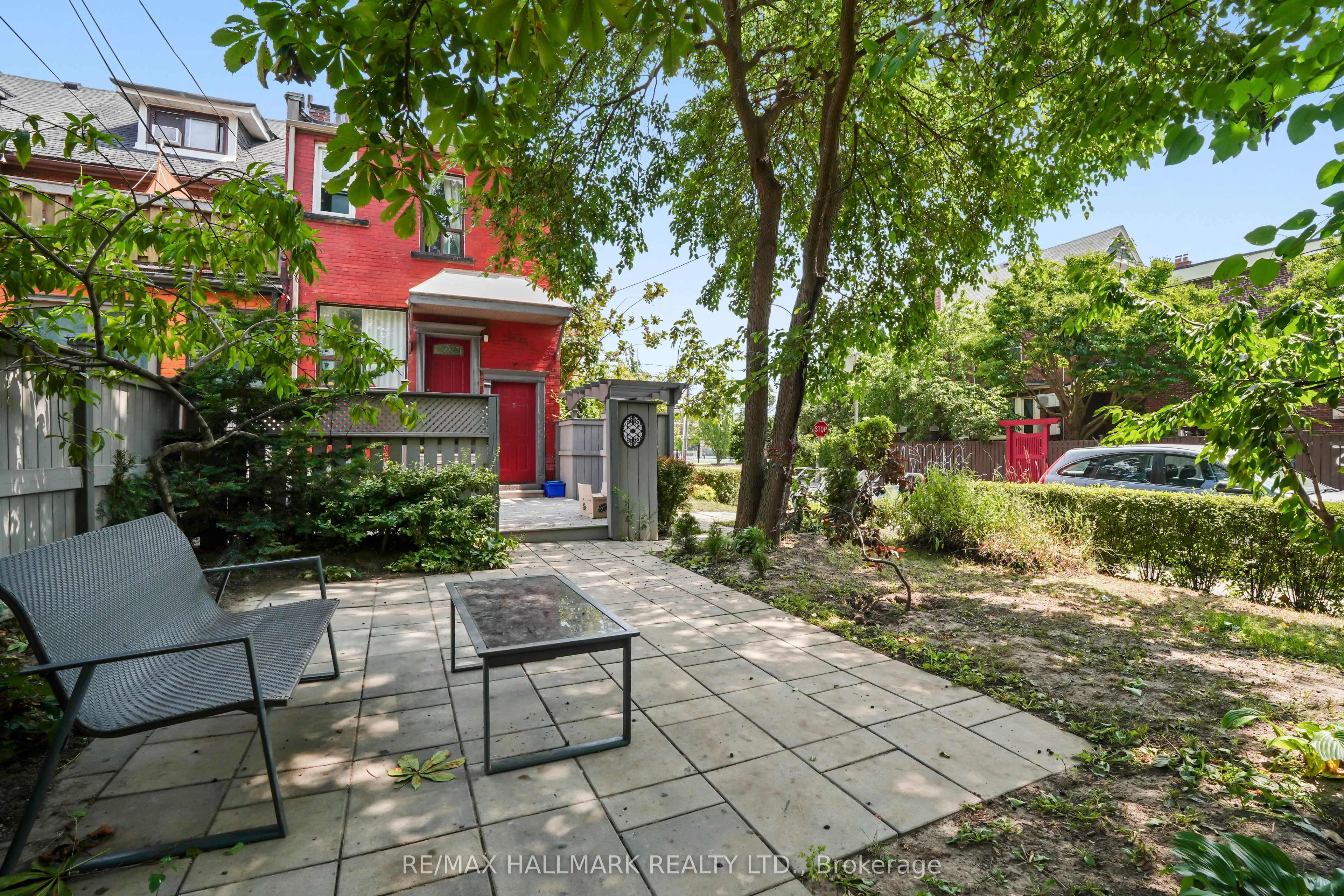 702 Bathurst Street, #Unit 2