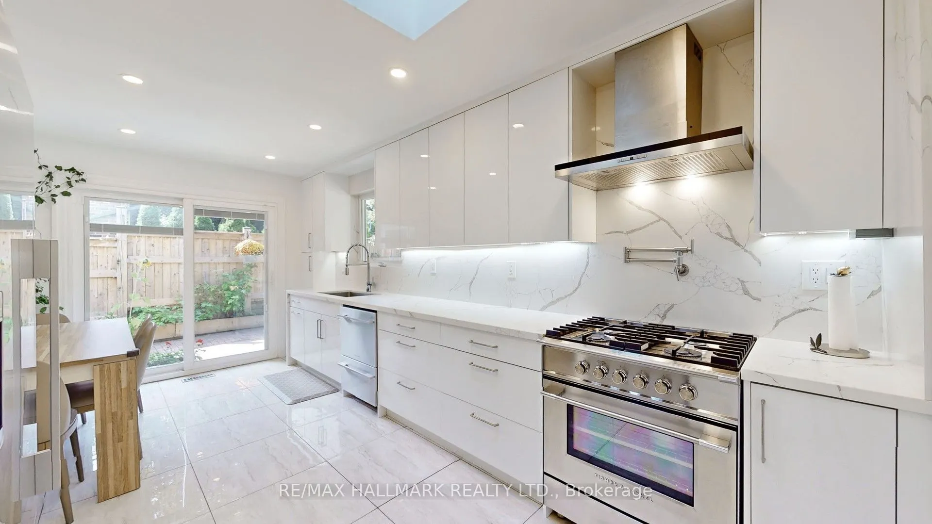 50 Barrydale Crescent