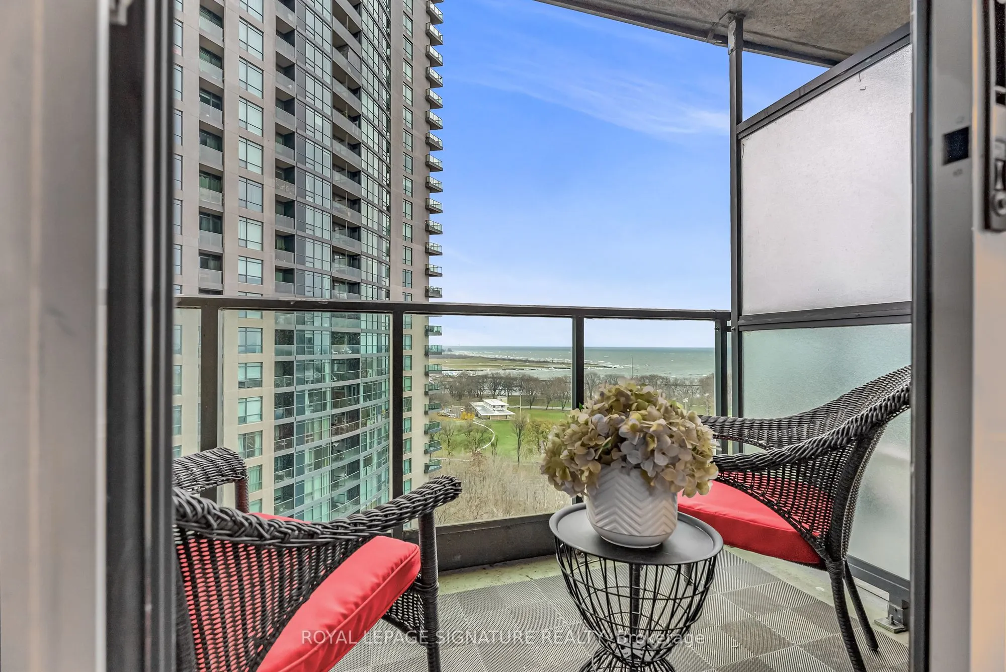 231 Fort York Boulevard, #1701
