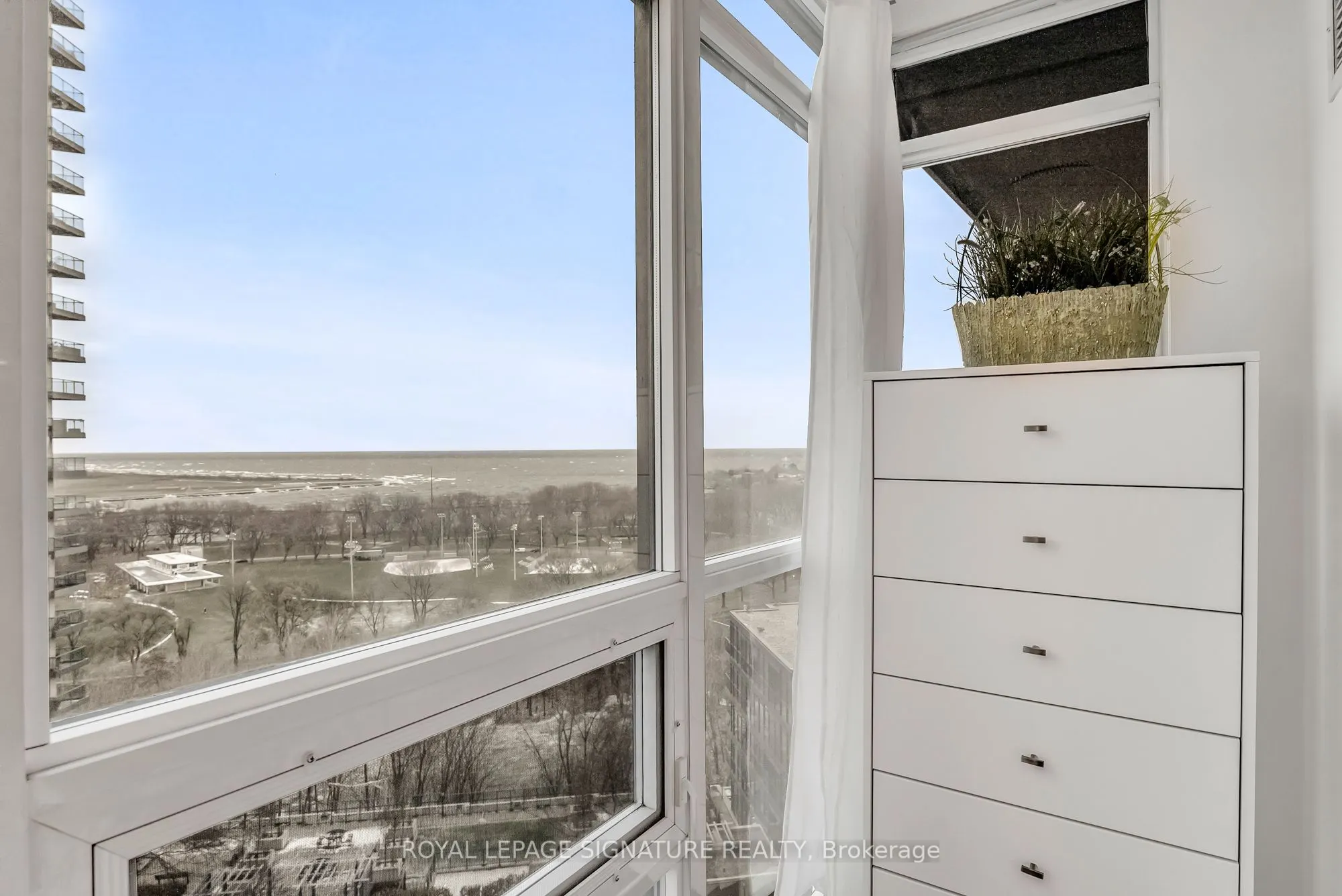 231 Fort York Boulevard, #1701