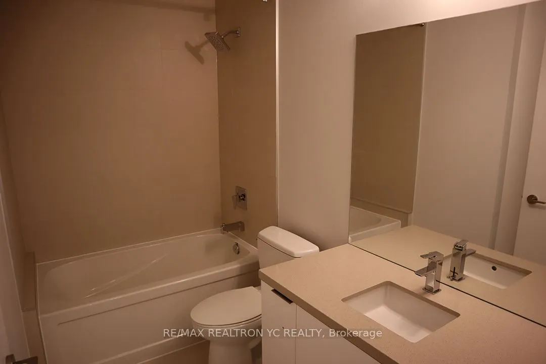8 Eglinton Avenue E, #4804