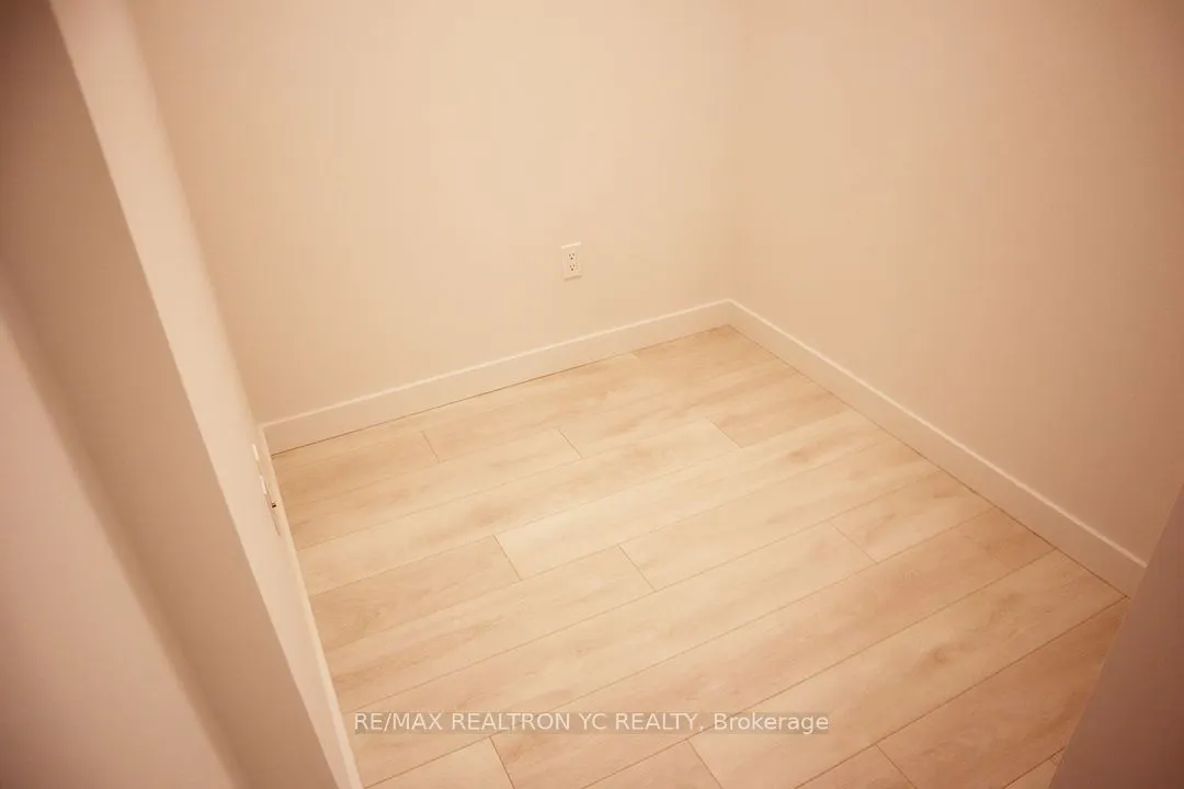 8 Eglinton Avenue E, #4804