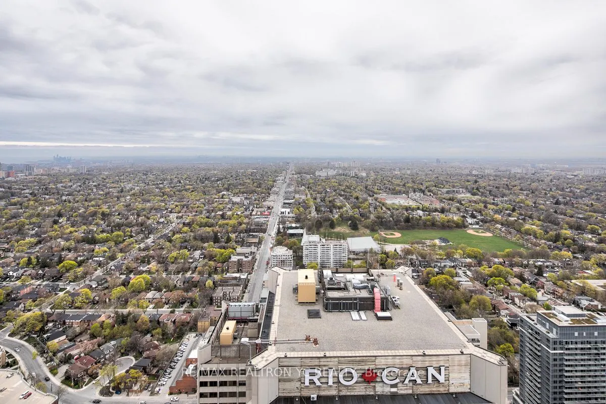 8 Eglinton Avenue E, #4804