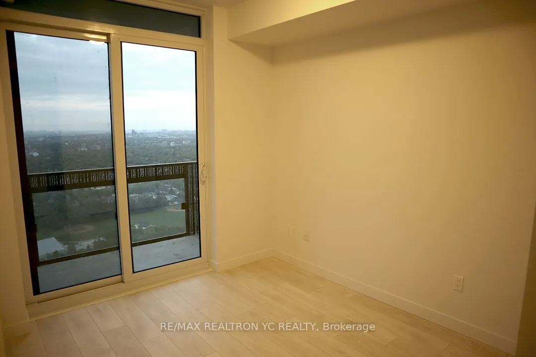 8 Eglinton Avenue E, #4804