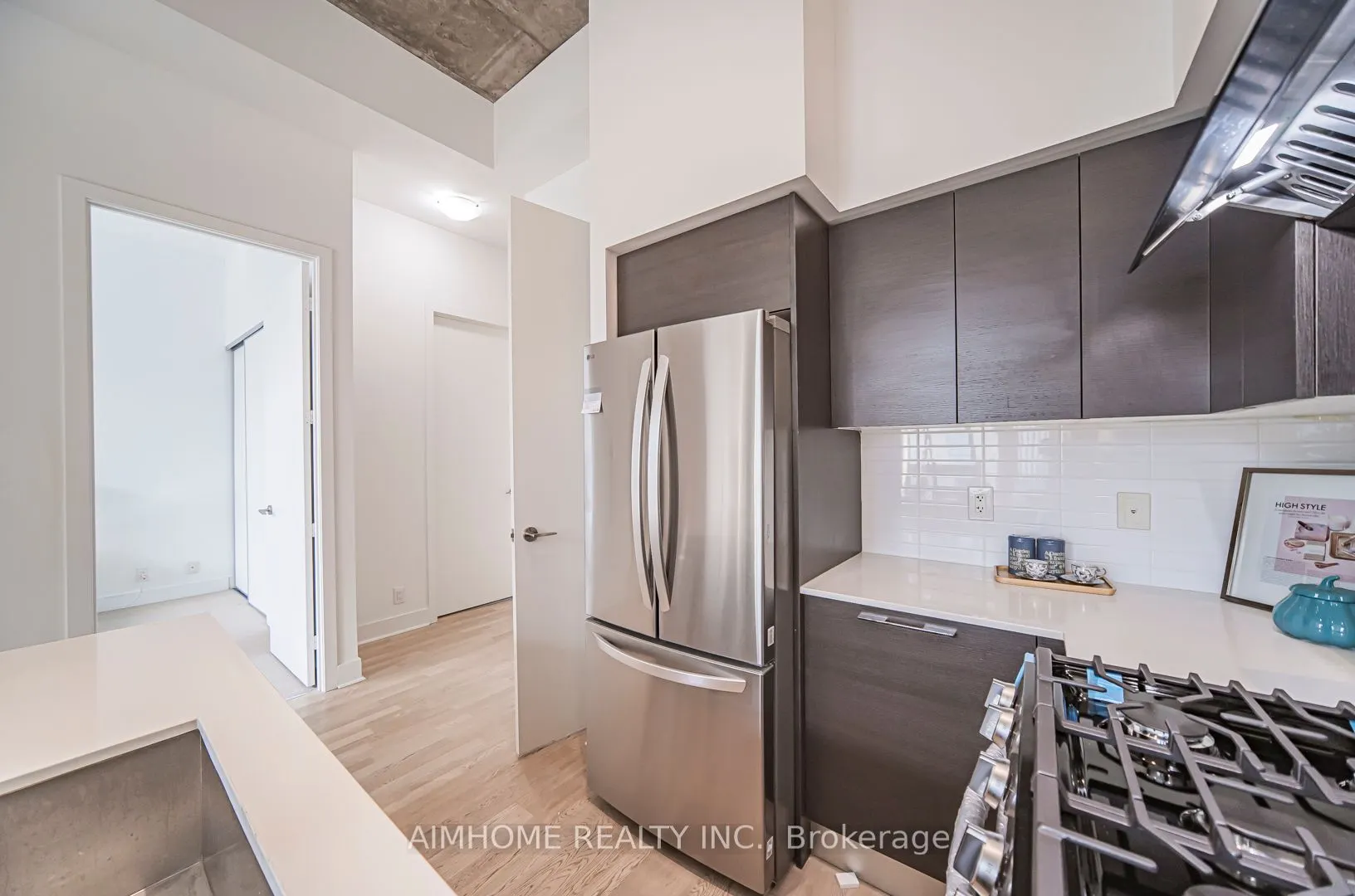 399 Adelaide Street, #1002