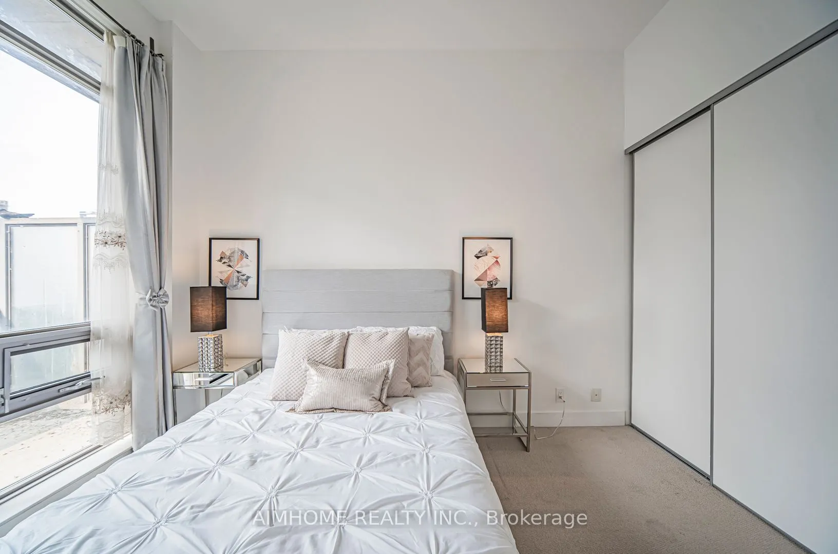 399 Adelaide Street, #1002