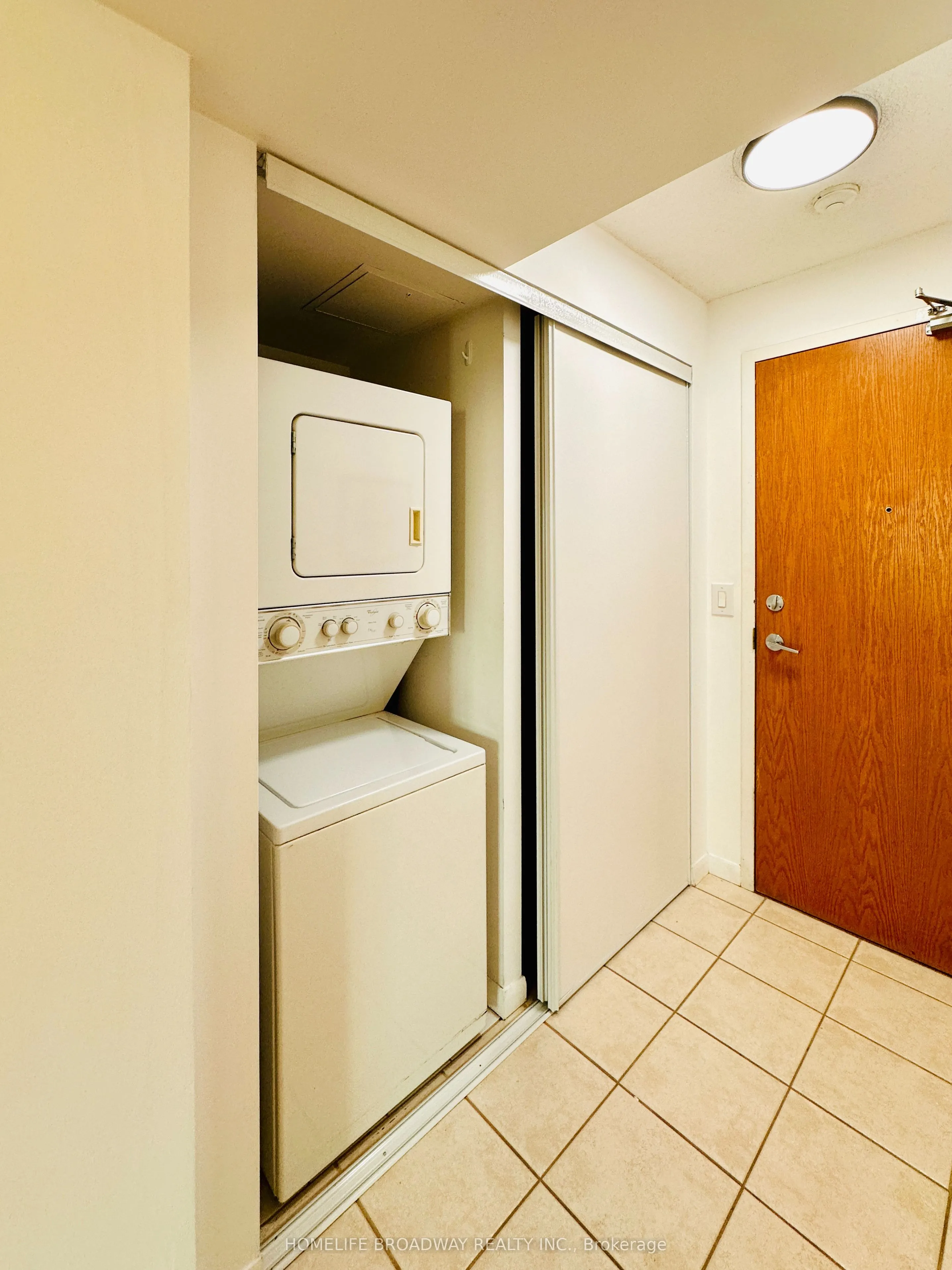 219 Fort York Boulevard, #1111