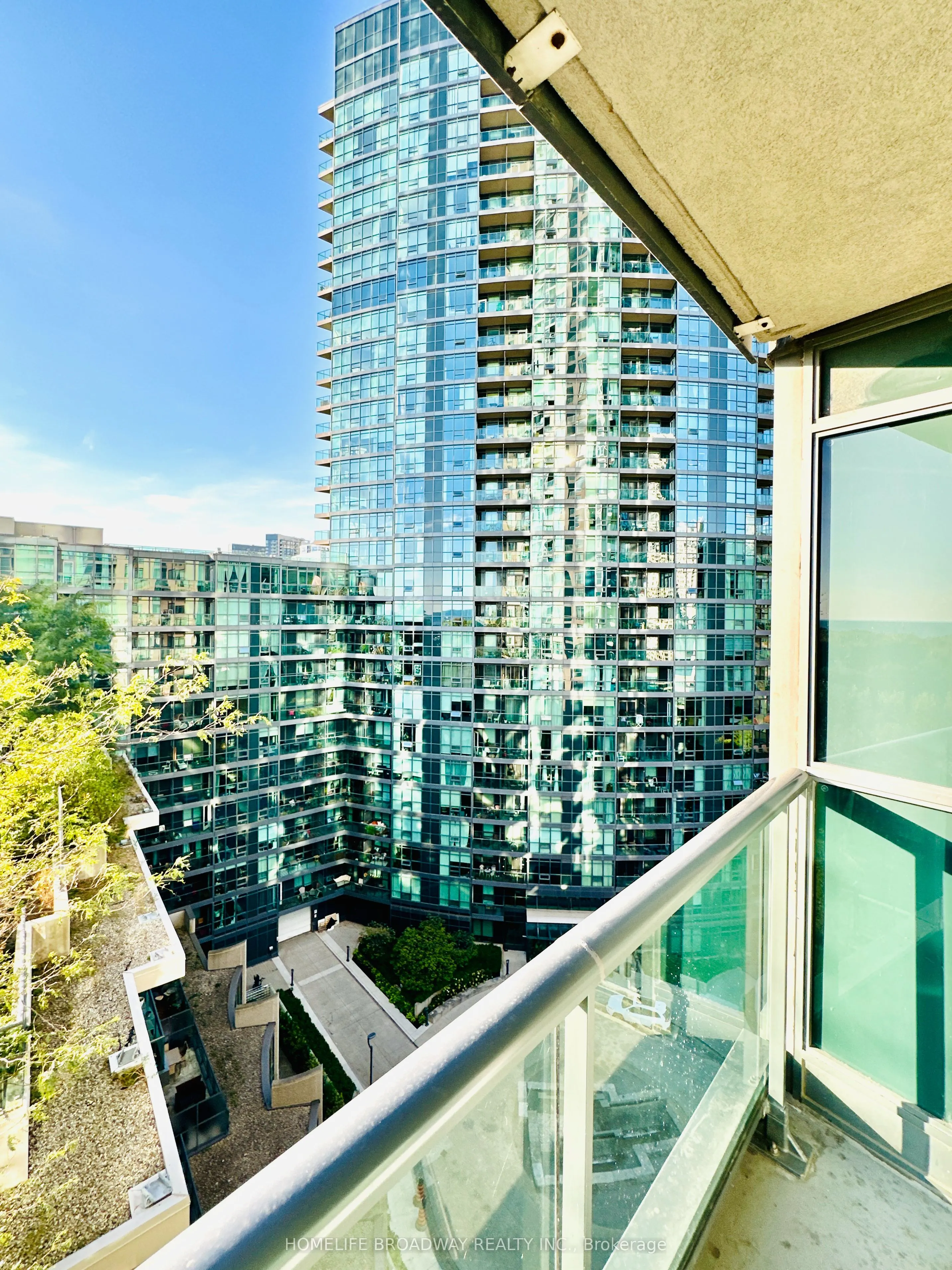 219 Fort York Boulevard, #1111