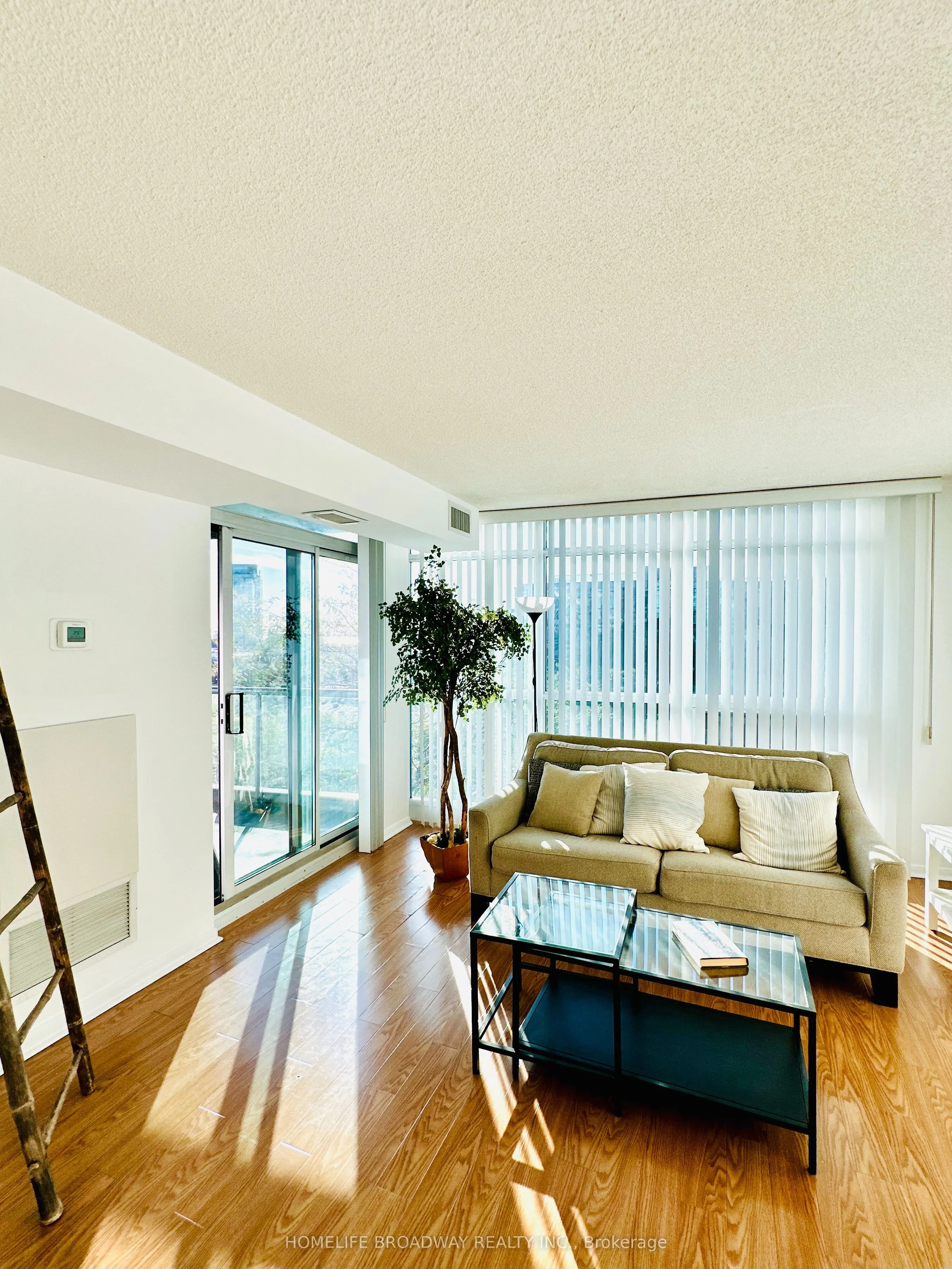 219 Fort York Boulevard, #1111
