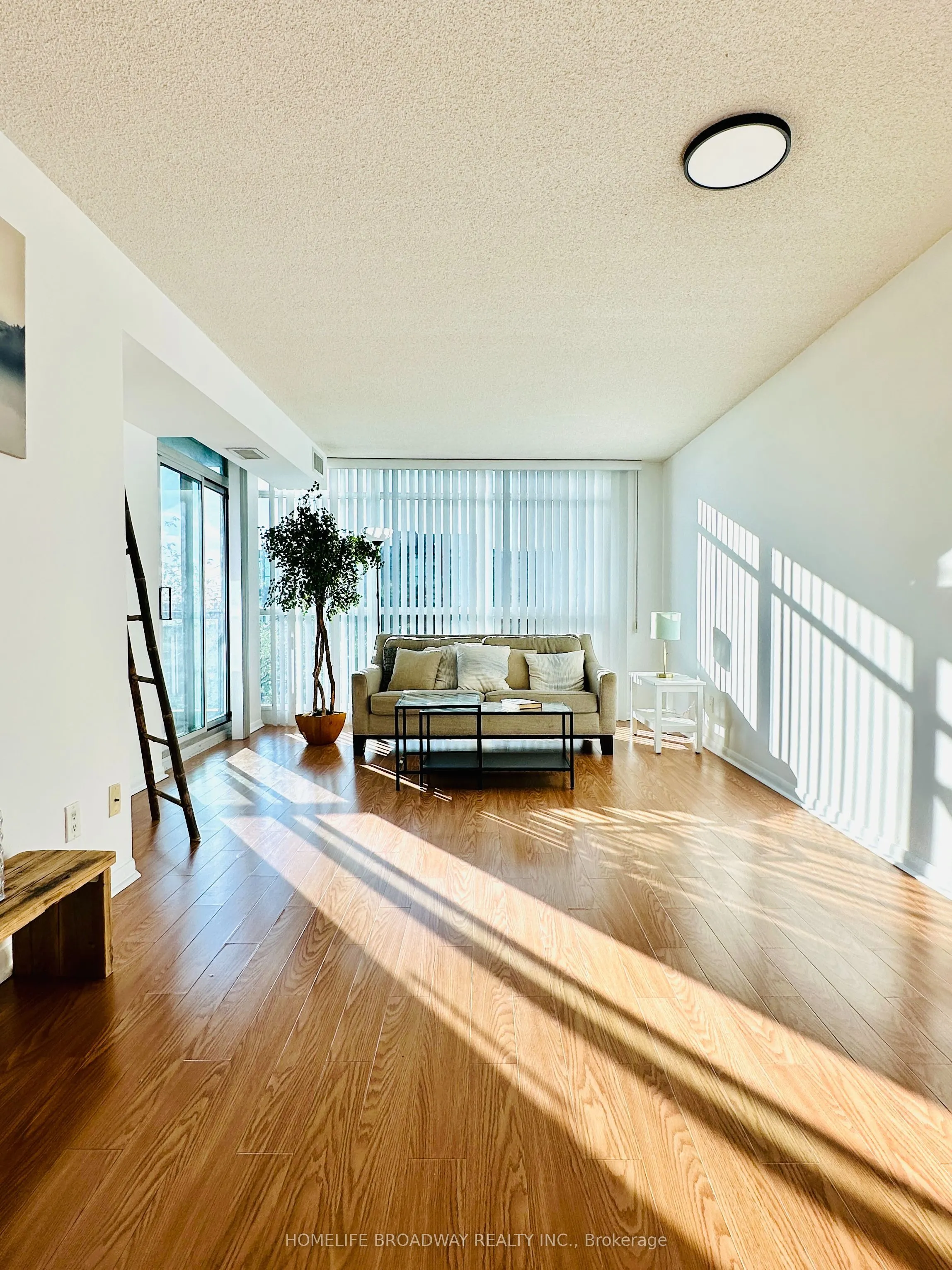219 Fort York Boulevard, #1111