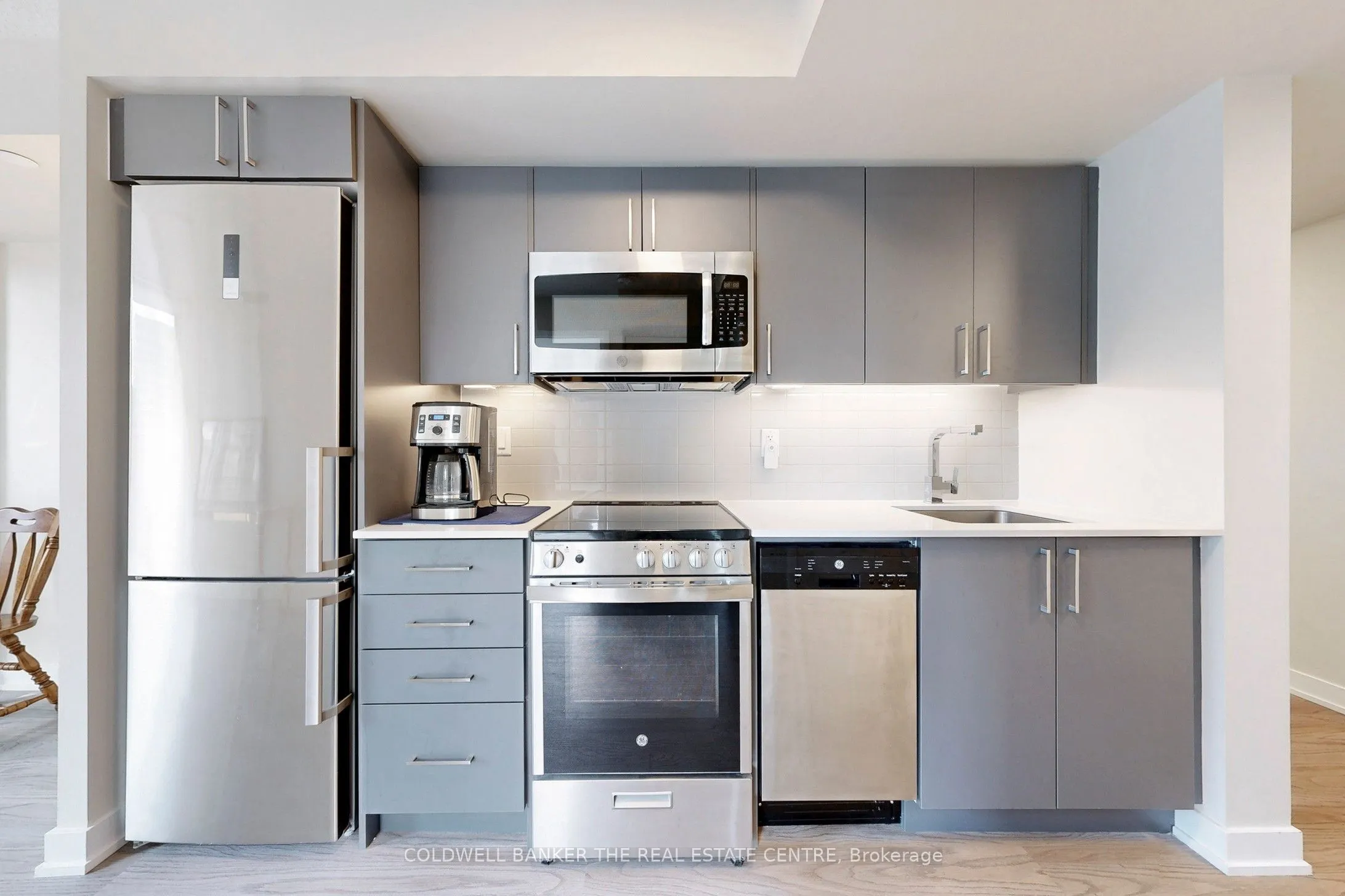 38 Monte Kwinter Crt Court, #603