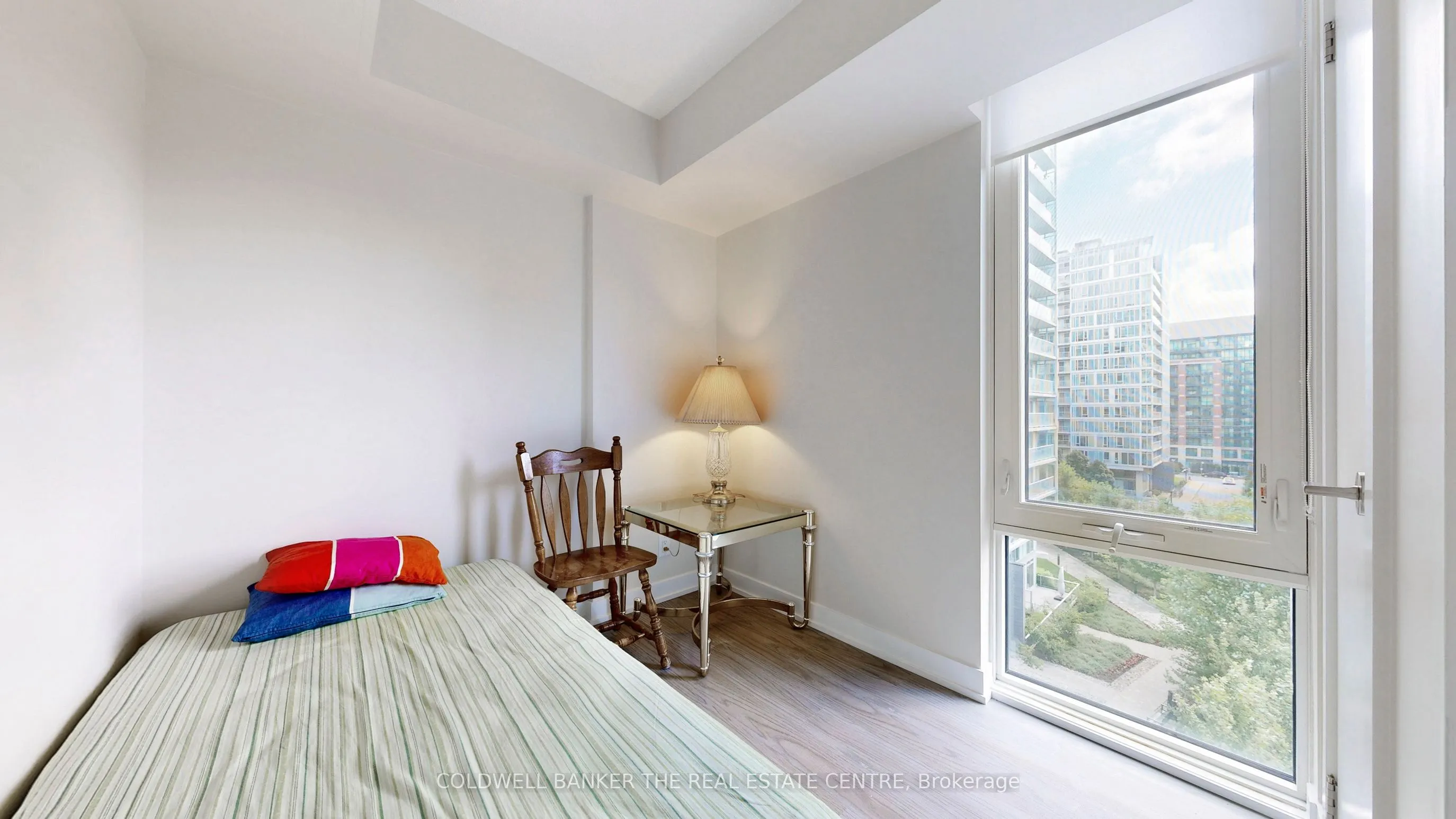38 Monte Kwinter Crt Court, #603