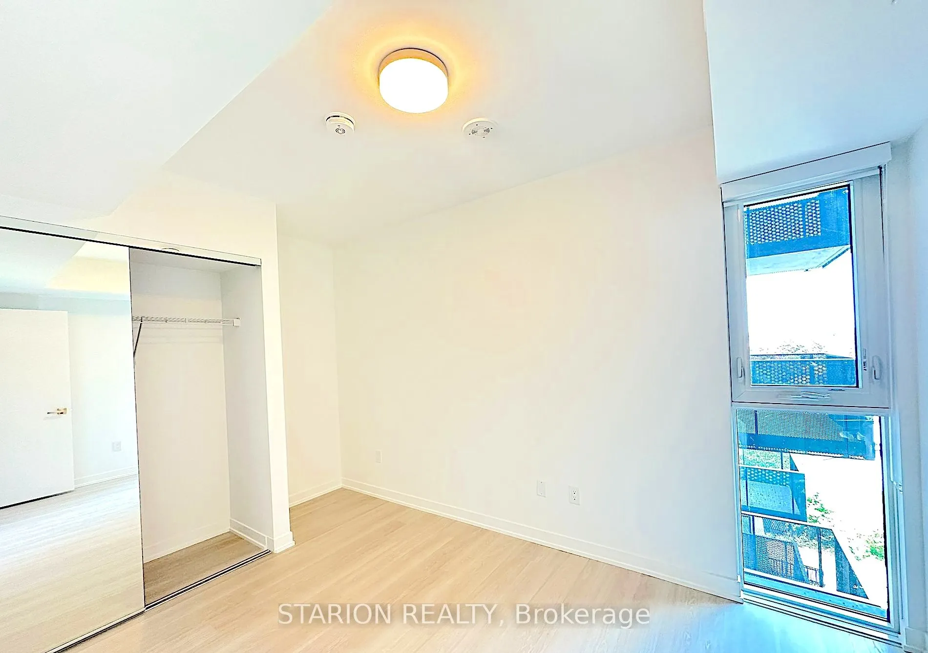 500 Wilson Avenue, #609