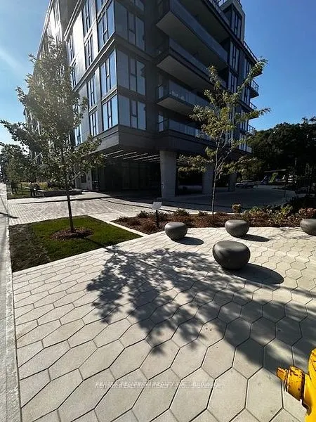 250 Lawrence Avenue W, #415