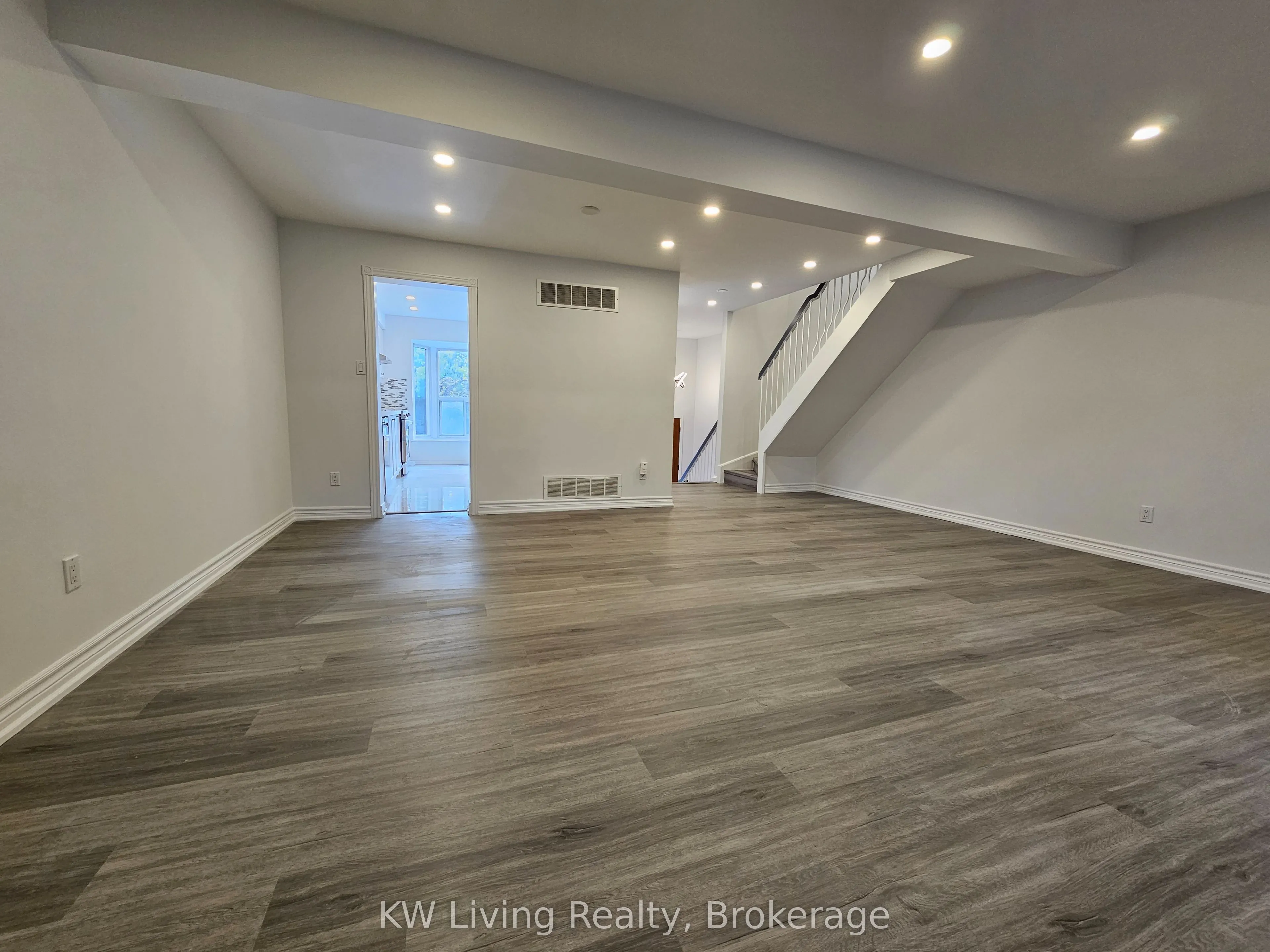 89 Gypsy Roseway, #61