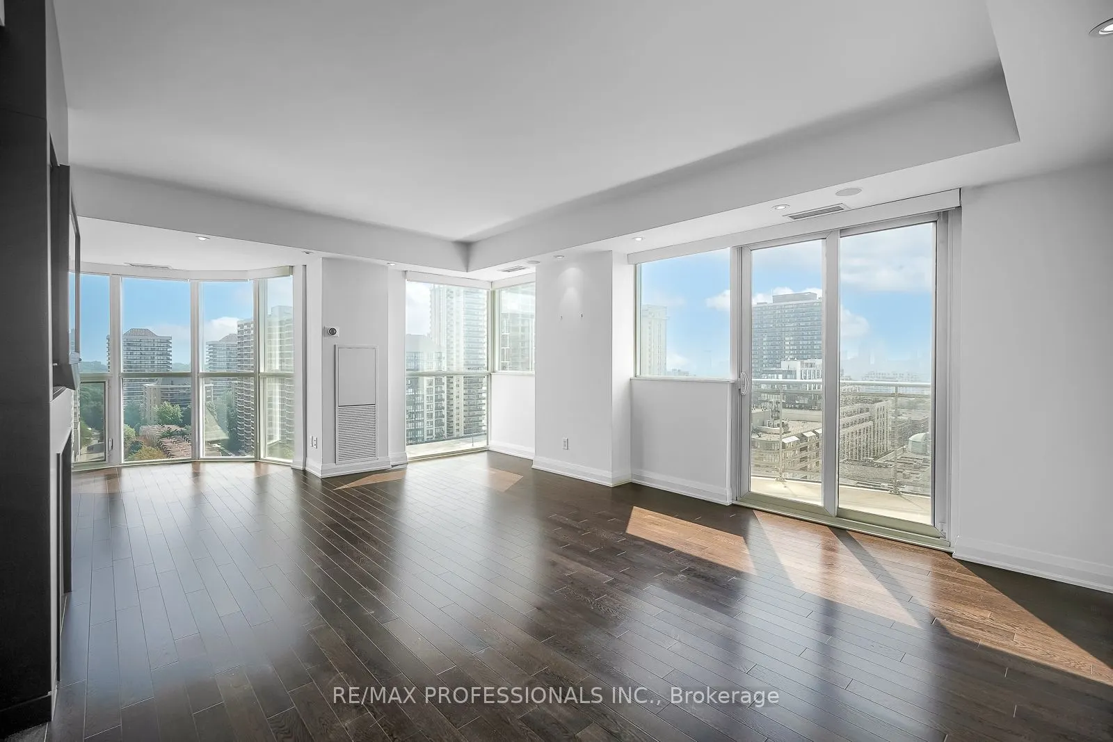 1430 Yonge Street, #1401