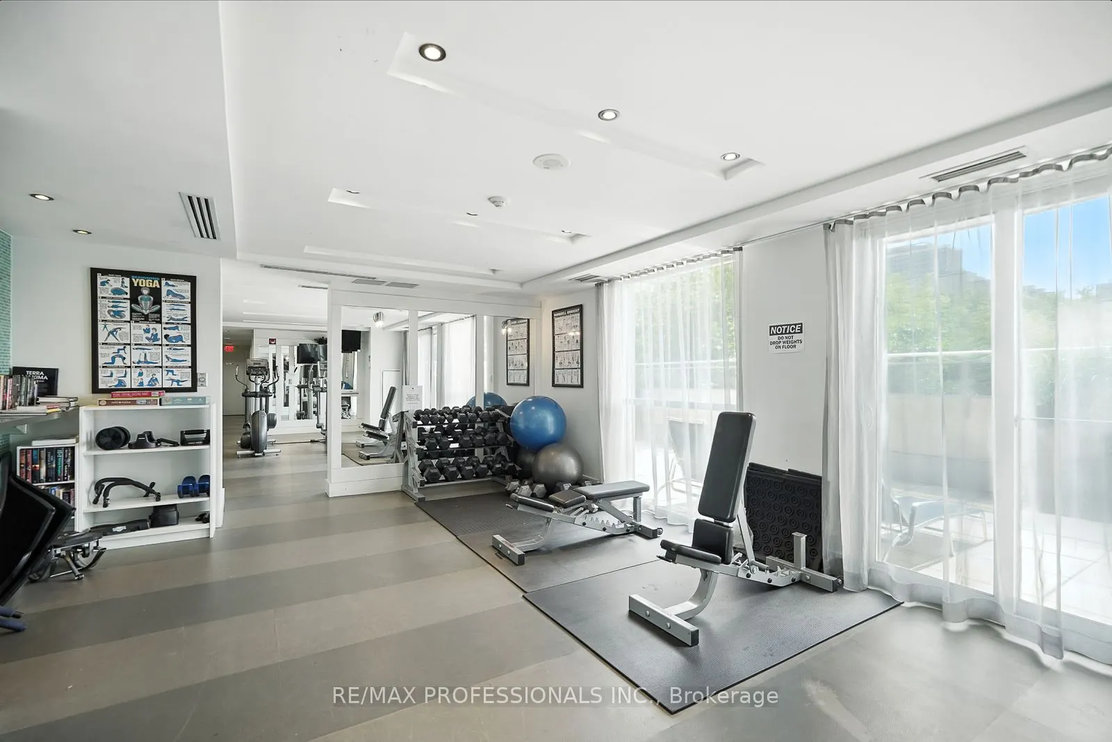 1430 Yonge Street, #1401
