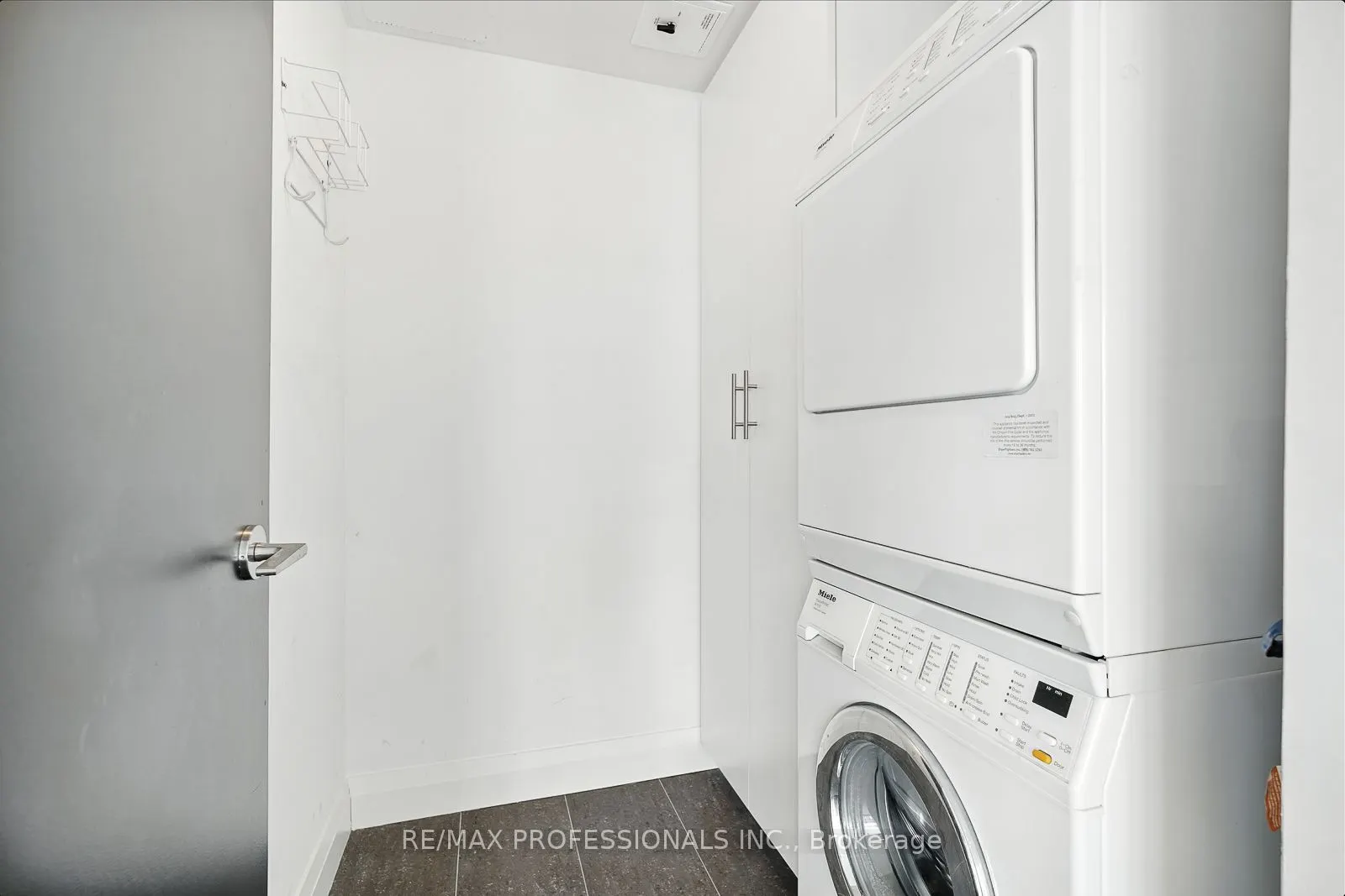 1430 Yonge Street, #1401