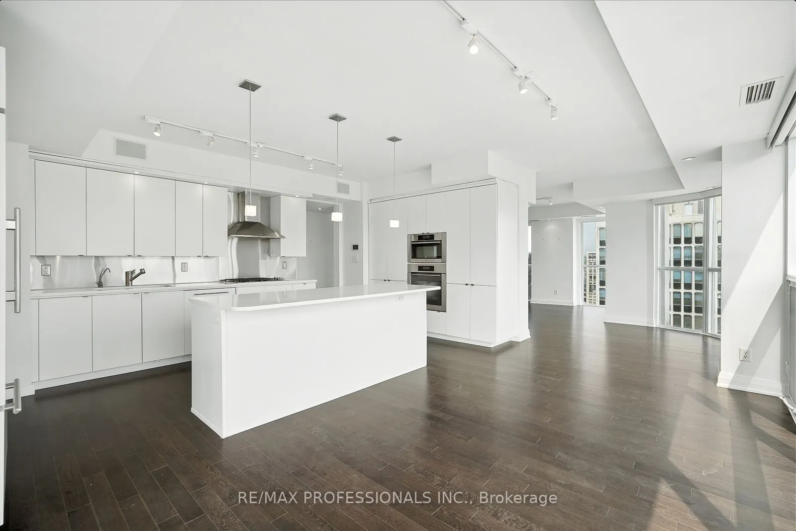 1430 Yonge Street, #1401